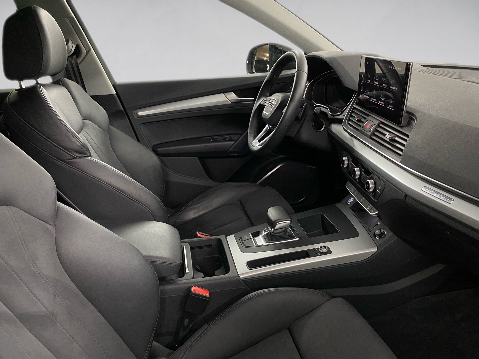 Q5 Sportback 40 TFSI quattro AHK Sportsitze AHK