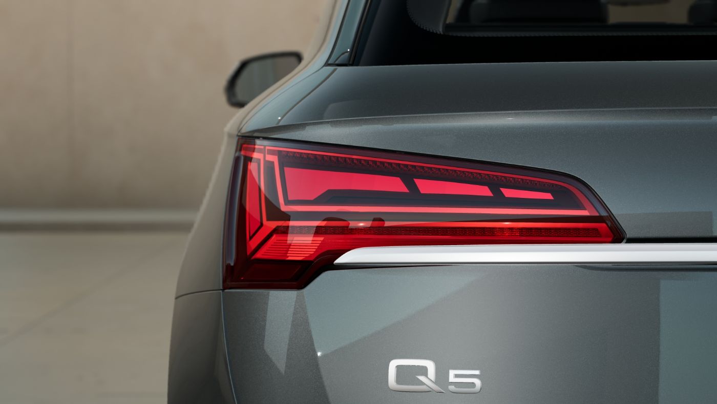 Q5 S line business 40 TDI quattro AHK HUD B&O LM