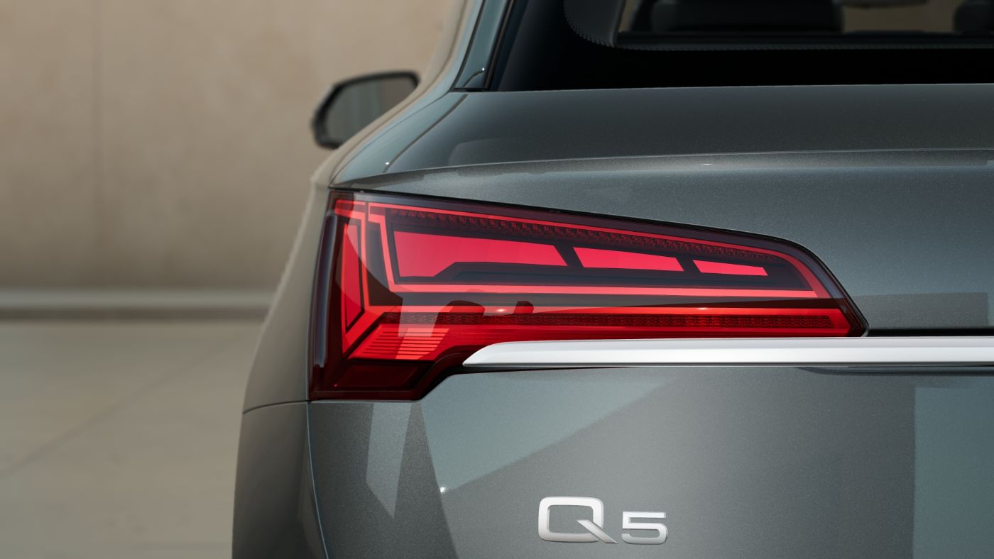 Q5 S line business 40 TDI quattro AHK HUD Rückfahrkamera