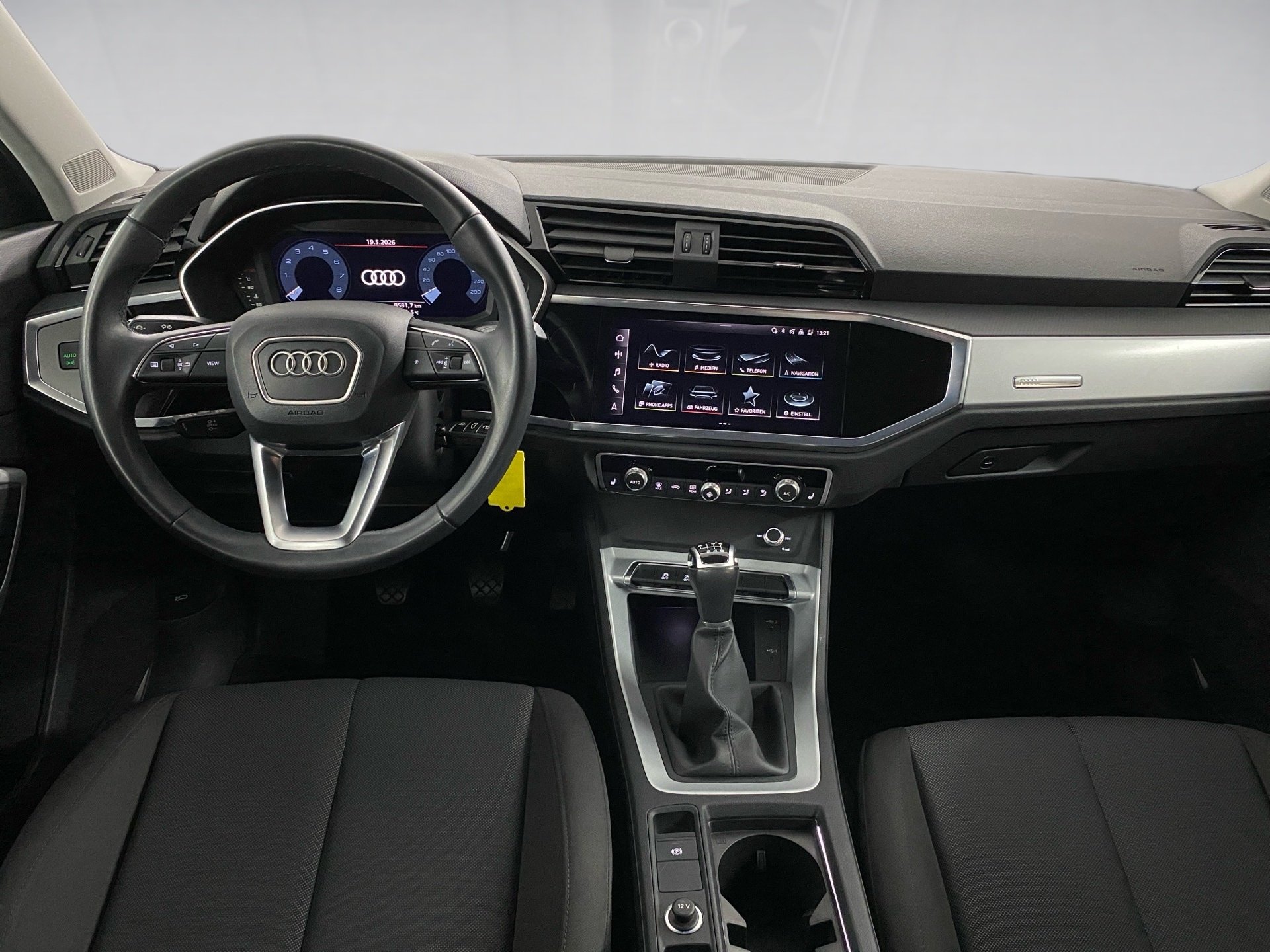 Q3 35 TFSI AHK S line 2xKlima AHK Akustikglas LM