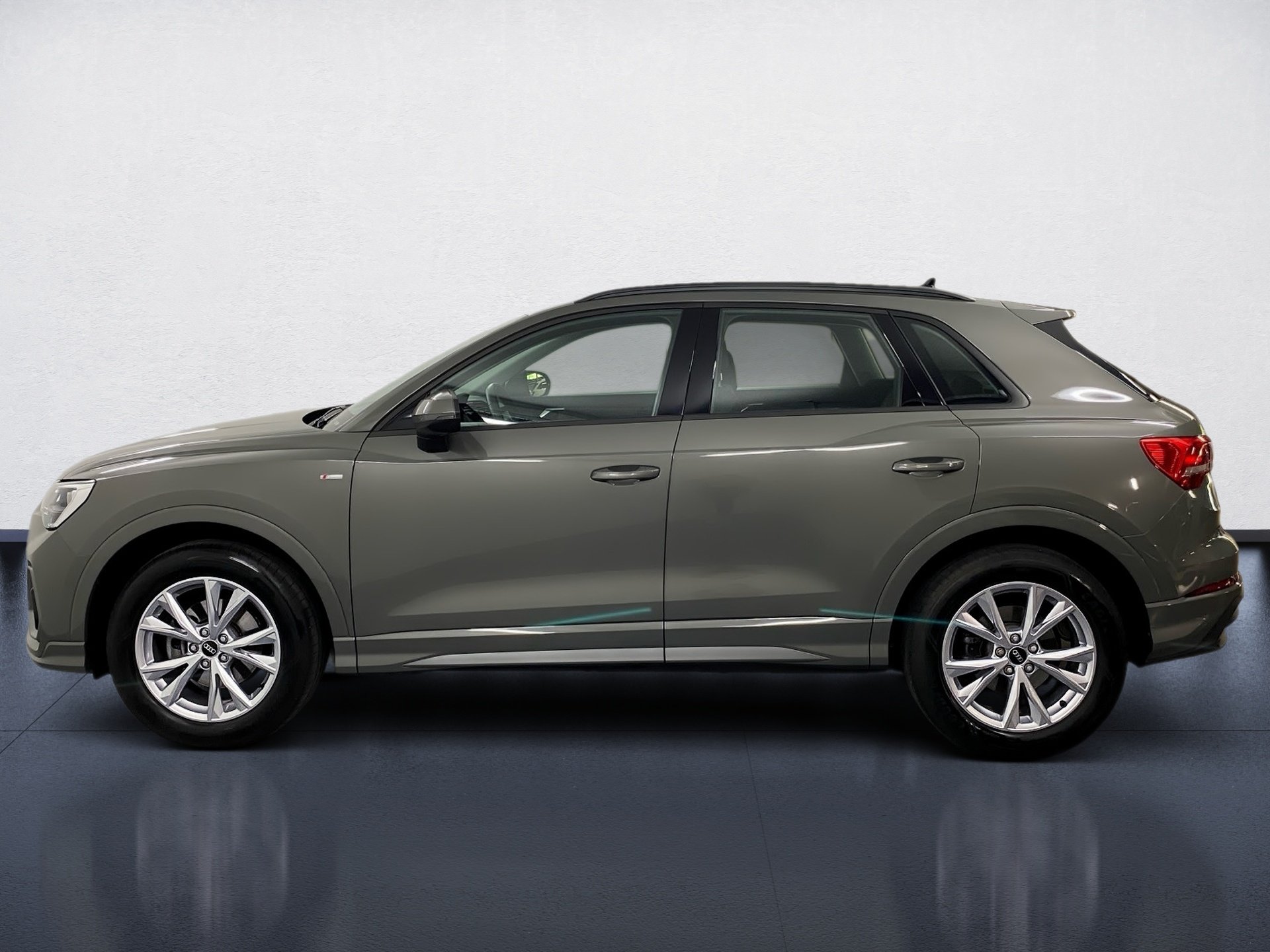 Q3 35 TFSI AHK S line 2xKlima AHK Akustikglas LM