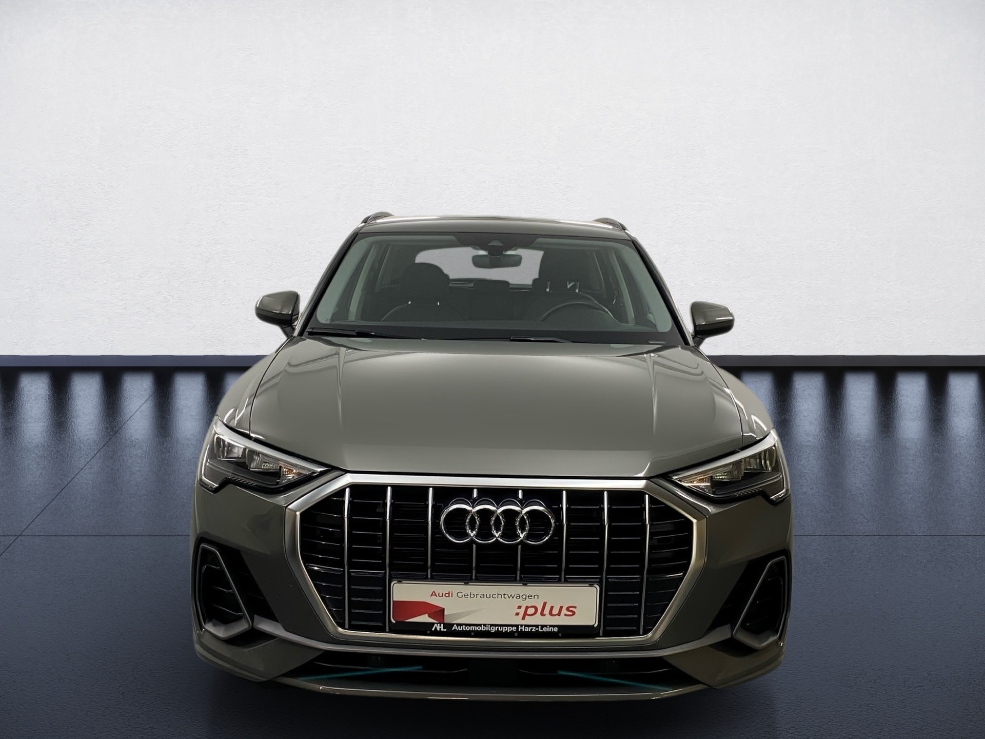 Q3 35 TFSI AHK S line 2xKlima AHK Akustikglas LM