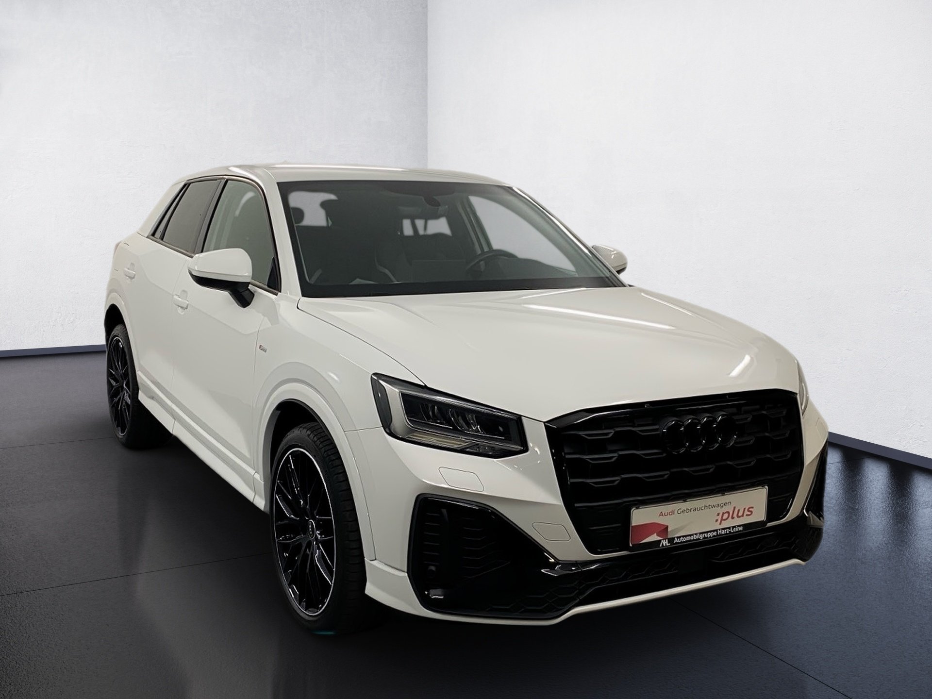 Q2 35 TFSI S line Navi LED LM Navi PDC SHZ
