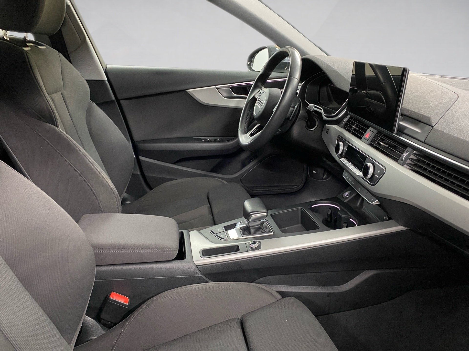 A4 Avant 40 TFSI Navi+ LED Sportsitze AUT KlimaA
