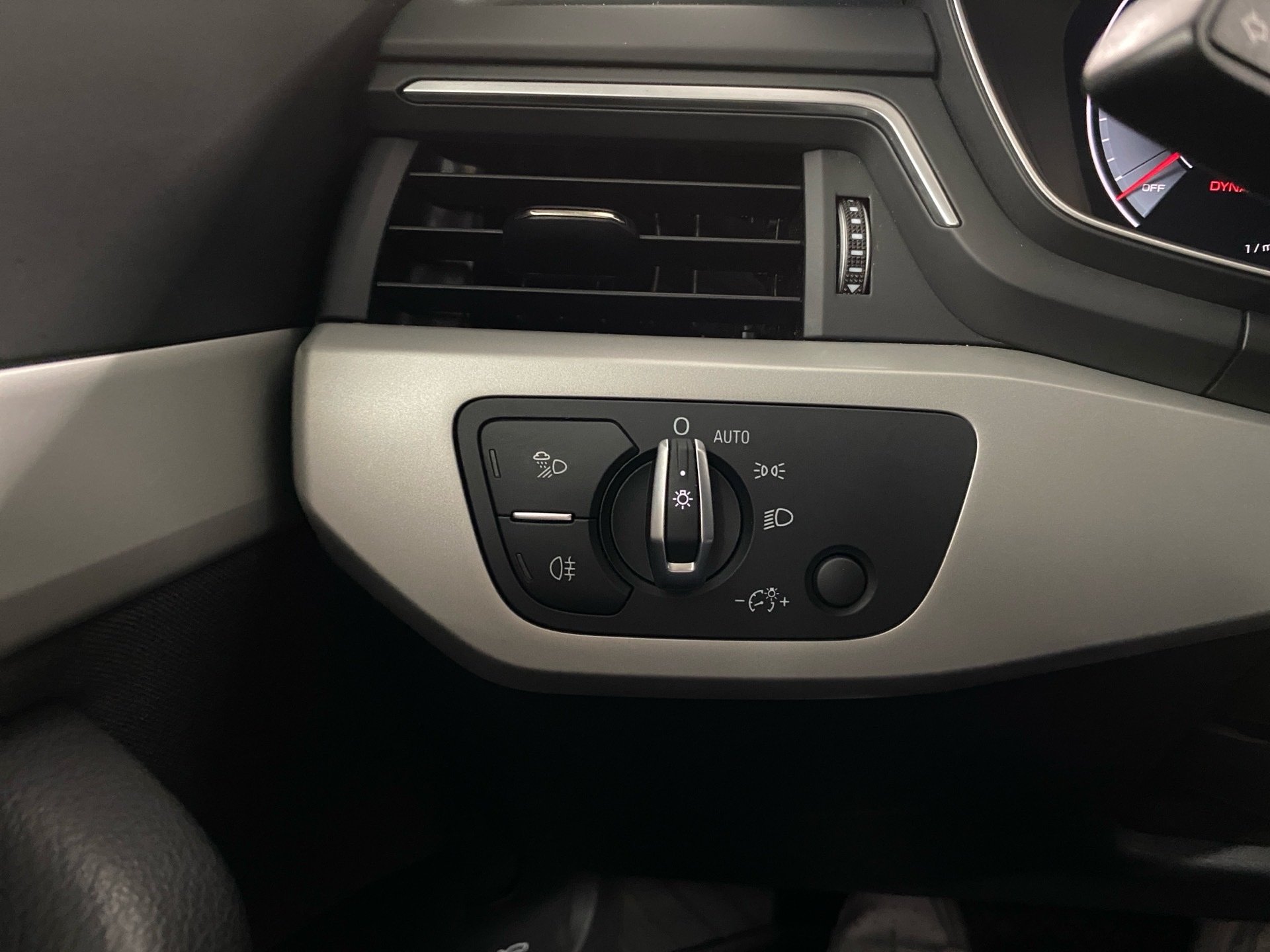 A4 Avant 40 TFSI Navi+ LED Sportsitze AUT KlimaA