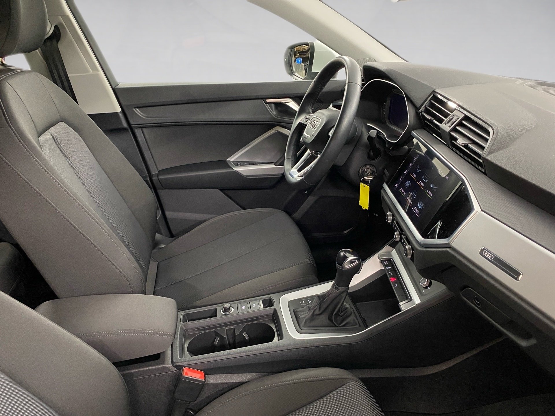 Q3 Sportback 45 TFSI e AHK Rückfahrkamera AHK LM