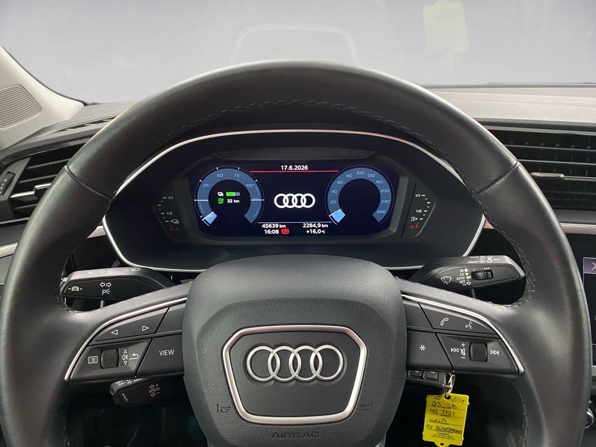 Q3 Sportback 45 TFSI e AHK Rückfahrkamera AHK LM