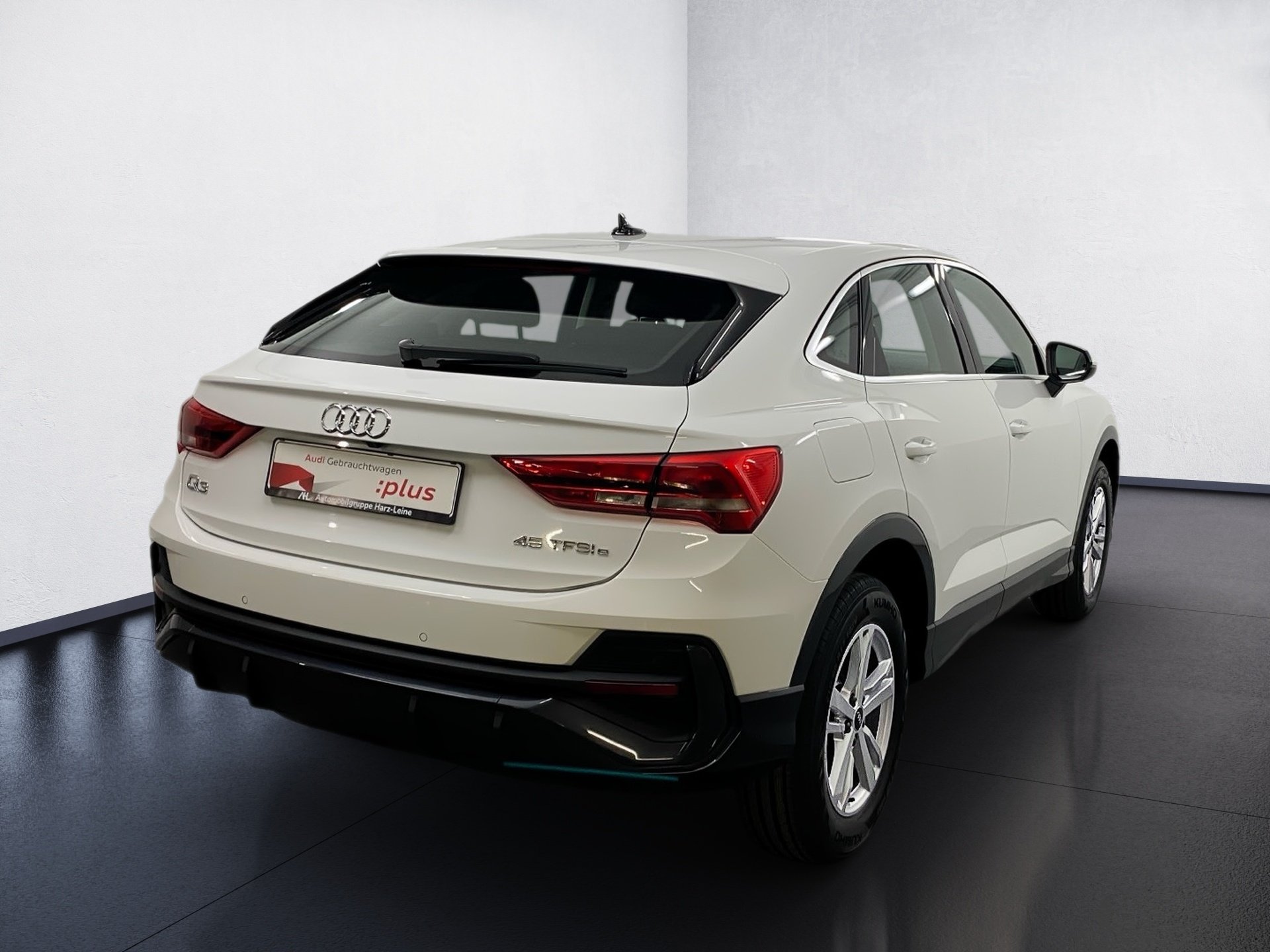 Q3 Sportback 45 TFSI e AHK Rückfahrkamera AHK LM
