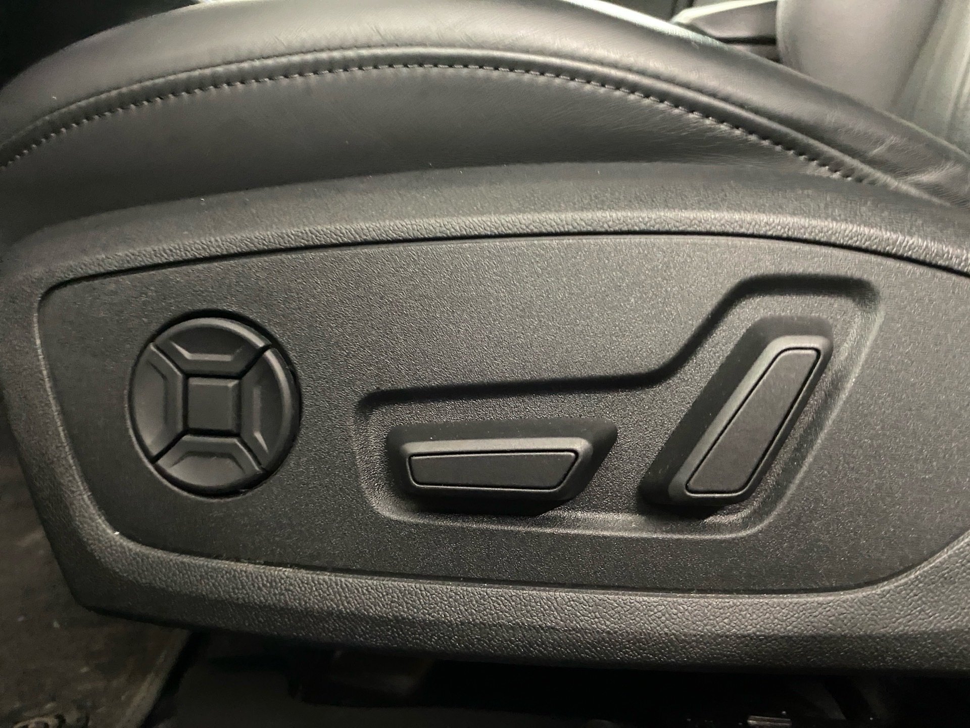 A6 Avant sport 40 TDI HuD Pano 3xKlima ACC AHK