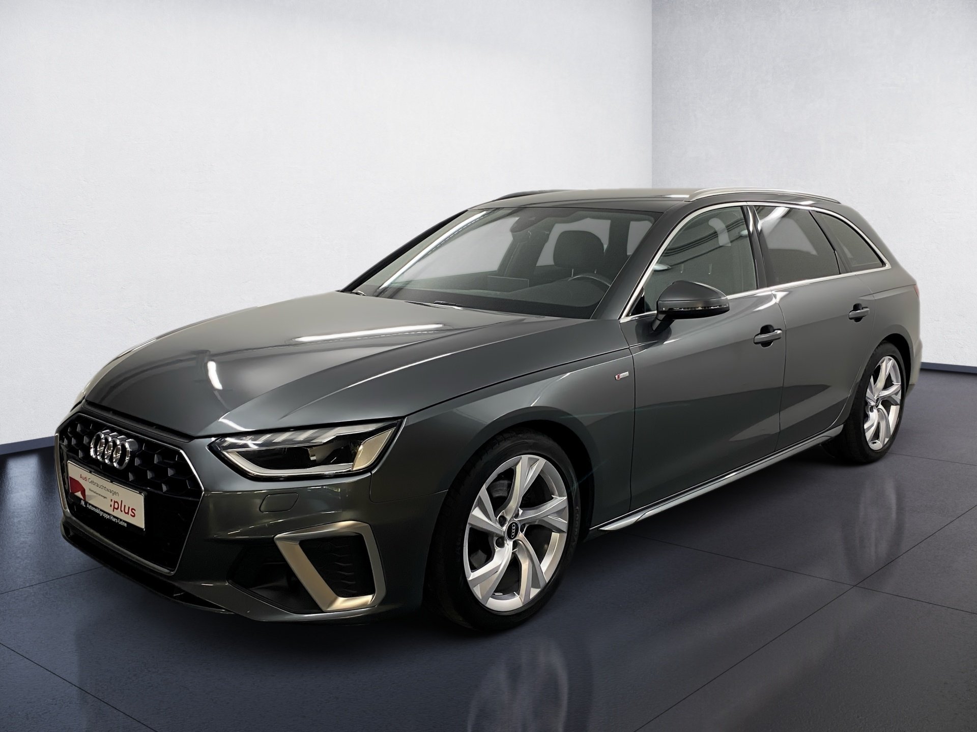 A4 Avant 35 TFSI S line LED Smartphone Interface