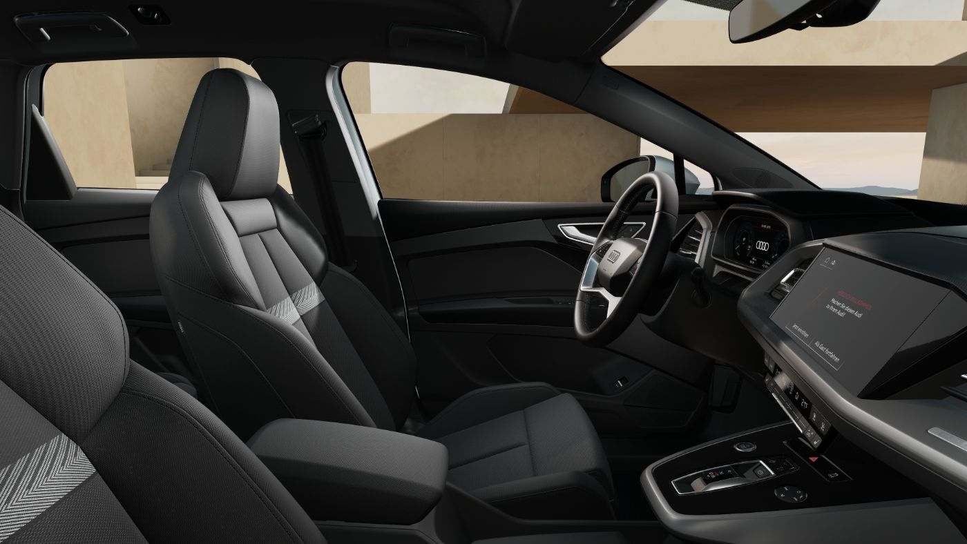 Q4 e-tron 55 e-tron quattro 250 kW Navi plus HuD Rückfahrkamera