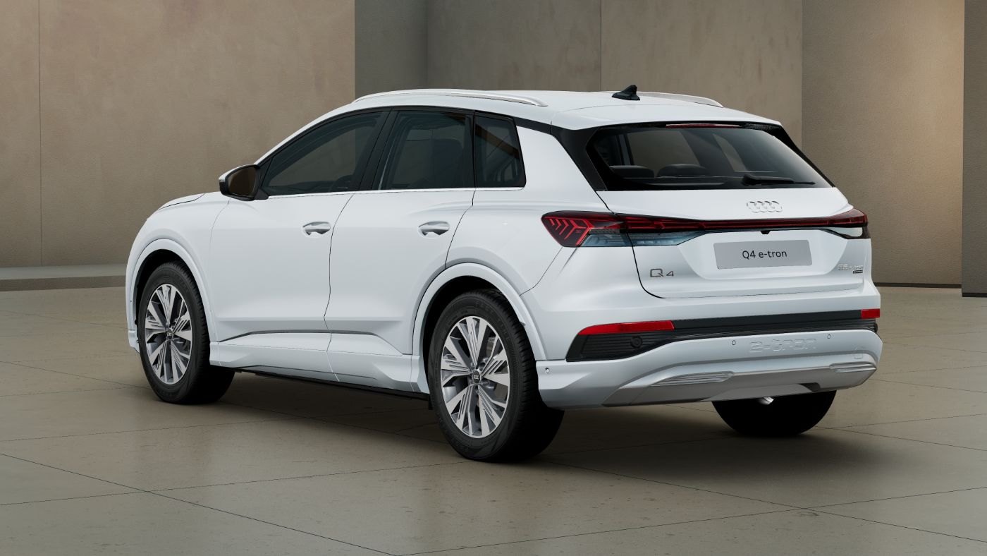 Q4 e-tron 55 e-tron quattro 250 kW Navi plus HuD Rückfahrkamera