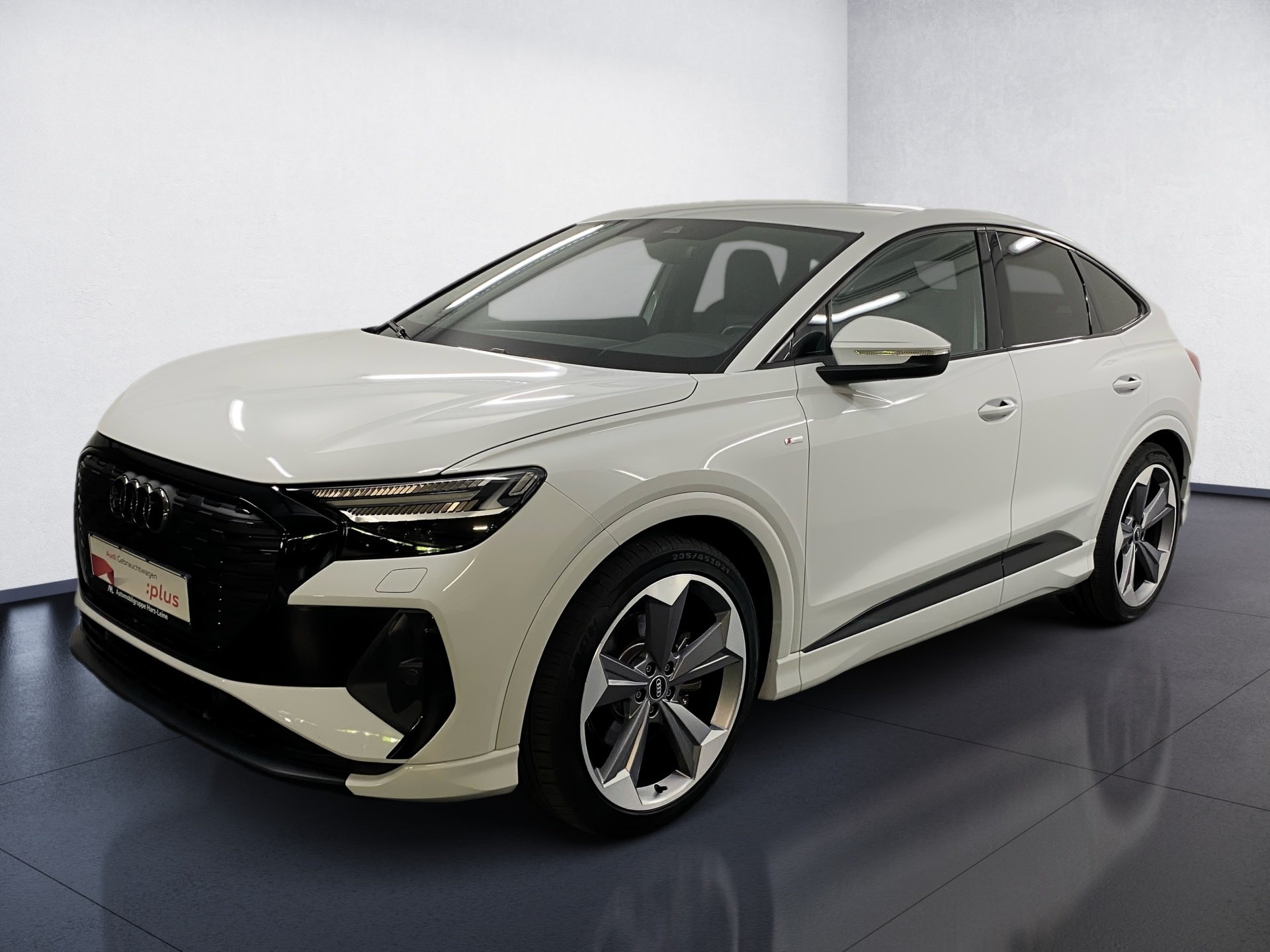 Q4 Sportback e-tron 35 e-tron 125 kW 2x S line Matrix-LED