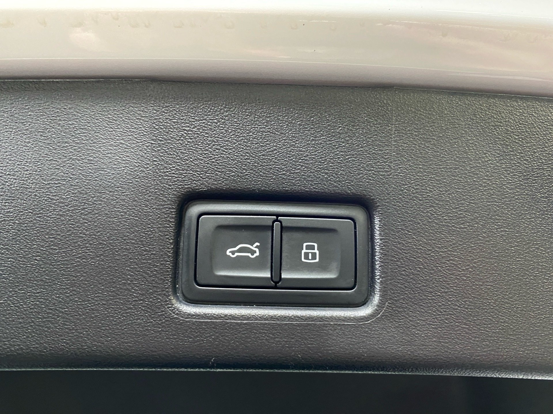 Q4 Sportback e-tron 35 e-tron 125 kW 2x S line Matrix-LED