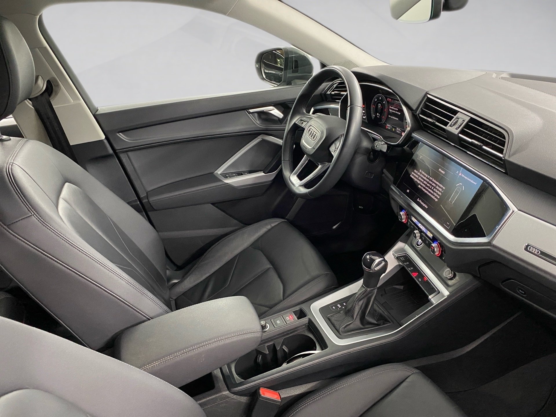 Q3 Sportback 35 TDI AHK Verkehrszeichenerkennung