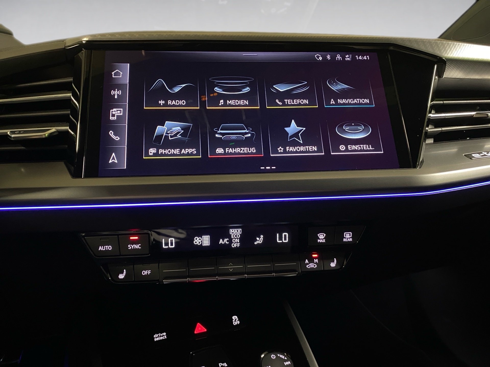 Q4 Sportback e-tron 40 e-tron 150 kW Navi+ Komfortschlüssel Standklima