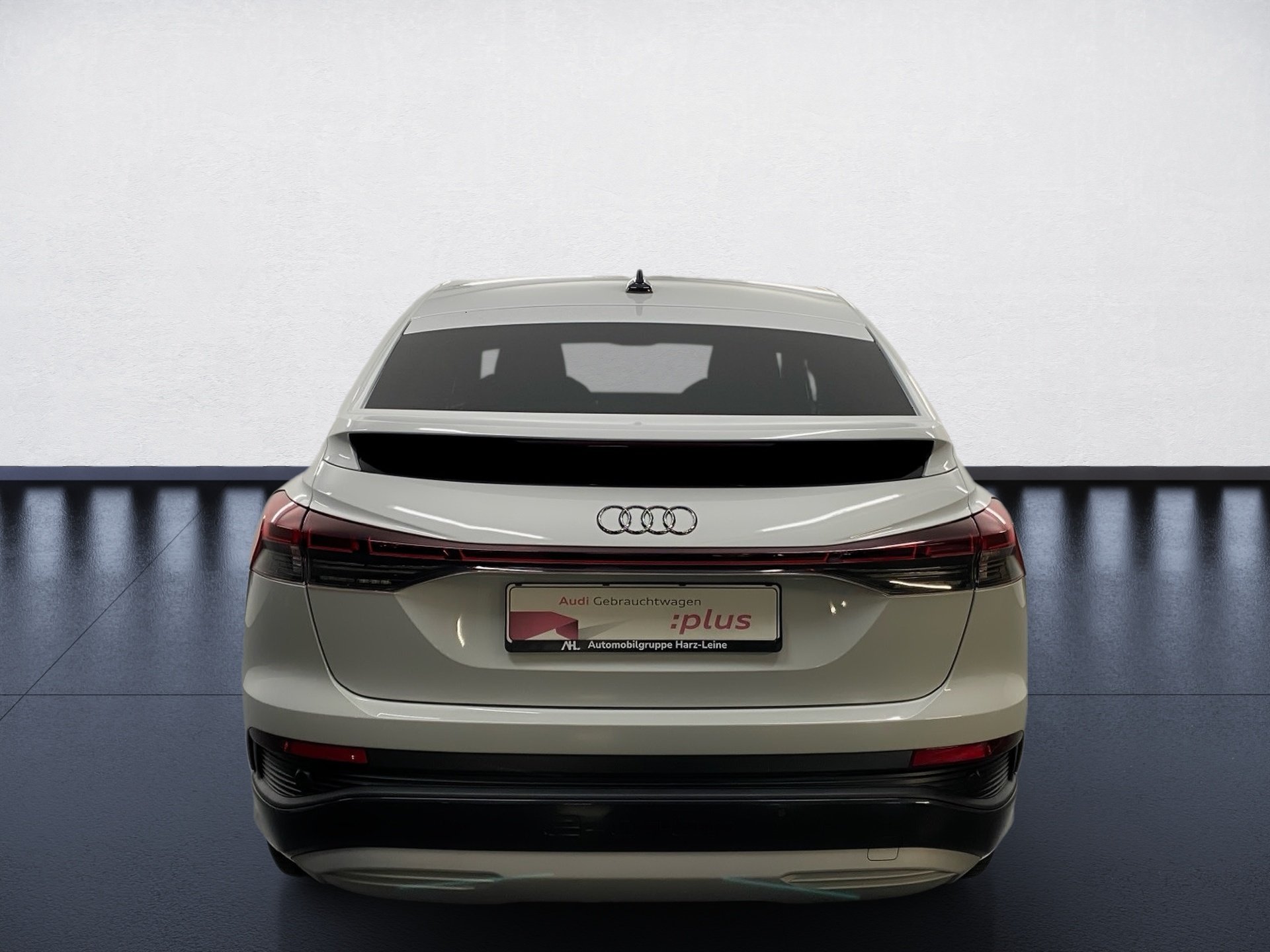 Q4 Sportback e-tron 40 e-tron 150 kW Navi+ Komfortschlüssel Standklima