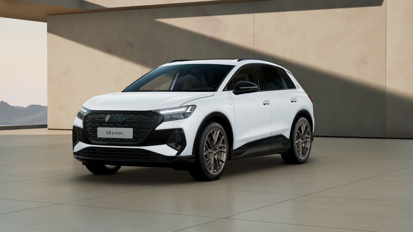 Q4 e-tron 45 e-tron quattro 210 kW S line AHK pano