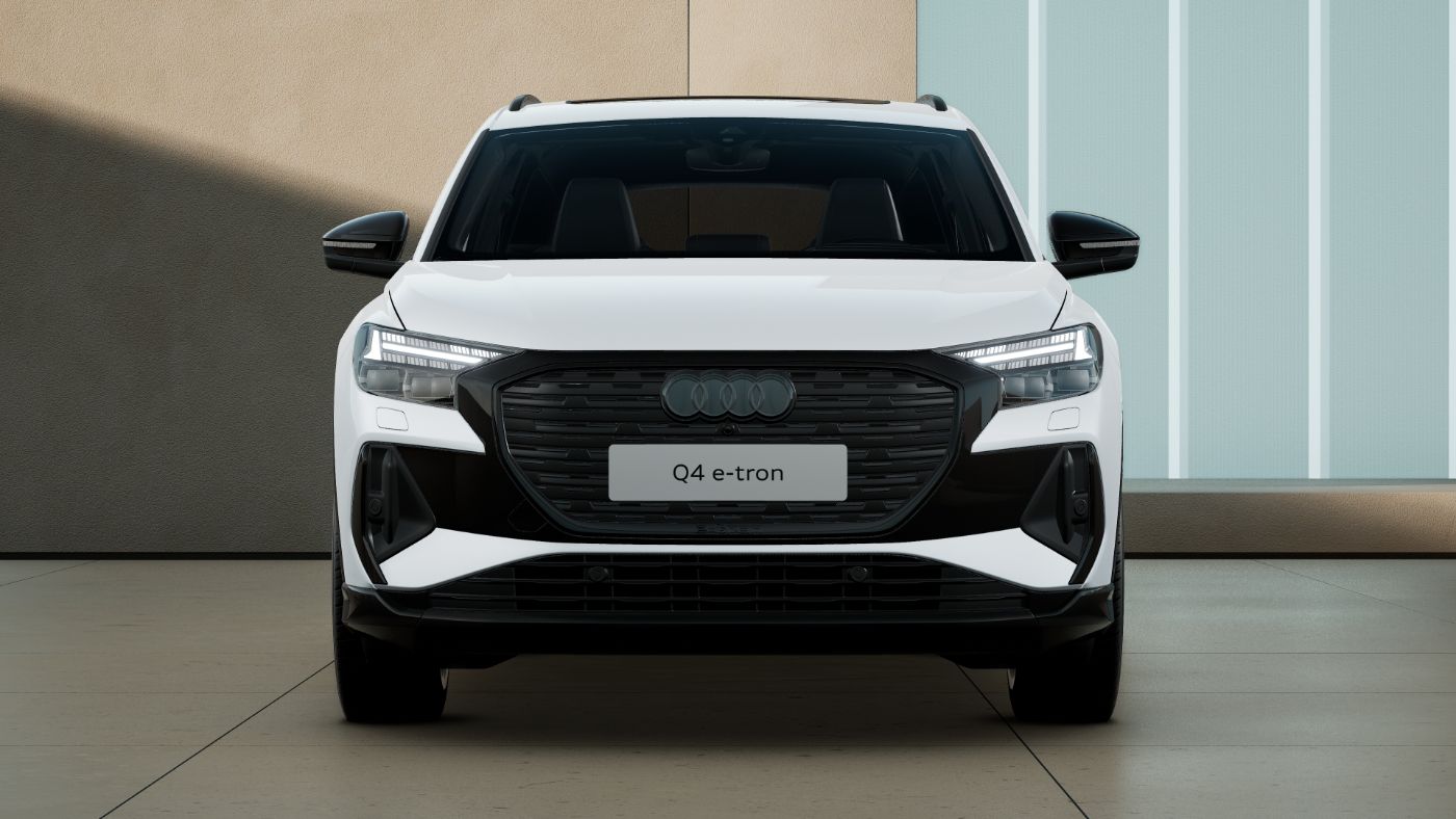 Q4 e-tron 45 e-tron quattro 210 kW S line AHK pano