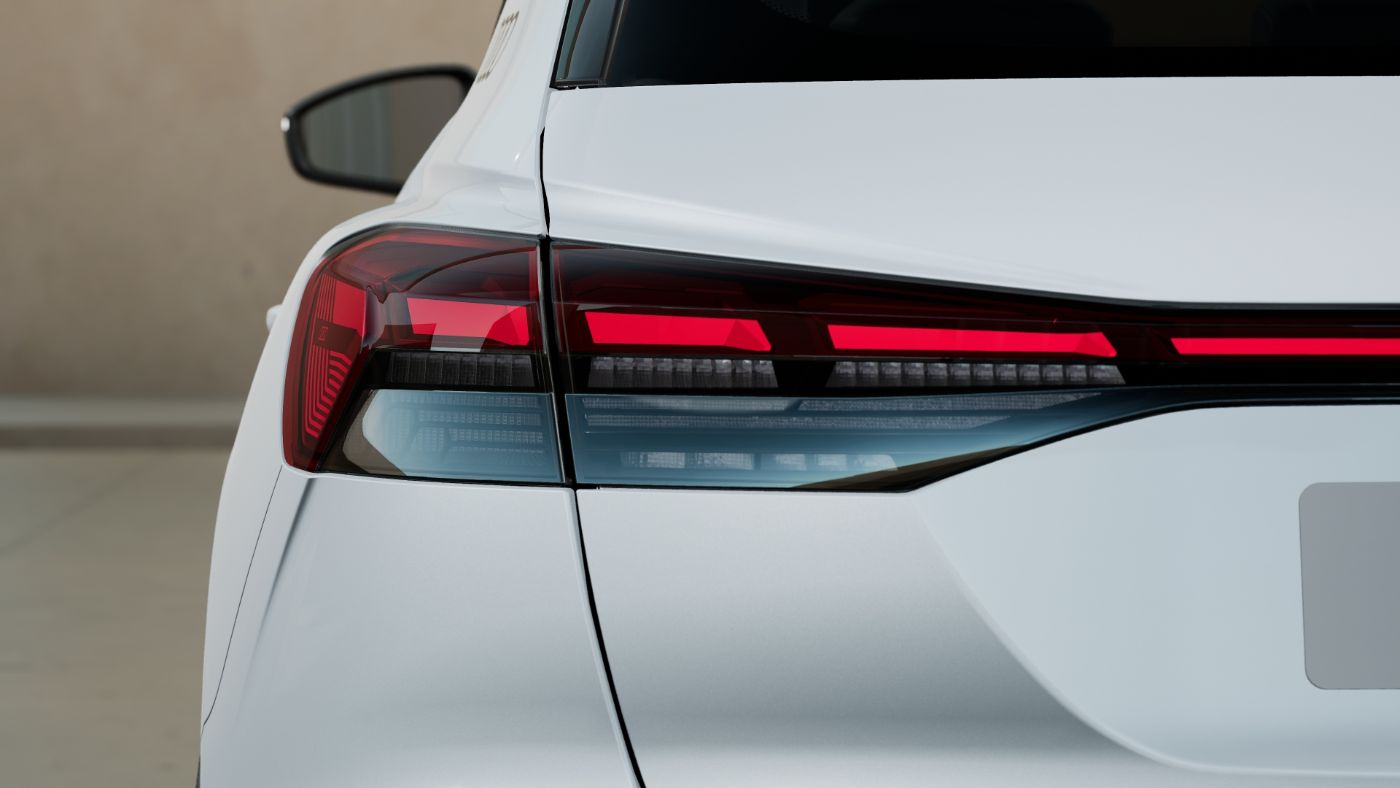 Q4 e-tron 45 e-tron quattro 210 kW S line AHK pano