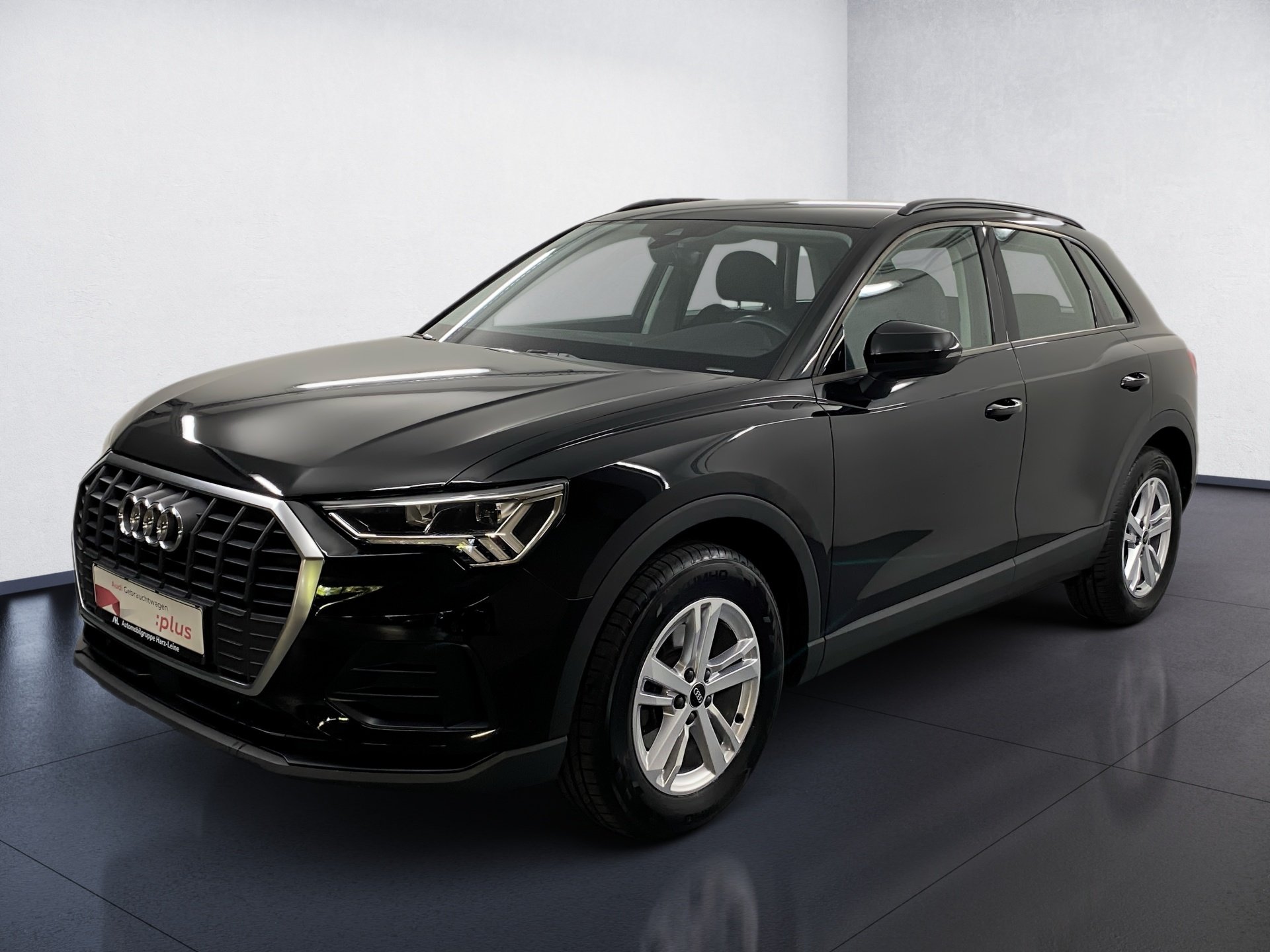 Q3 35 TFSI AHK Navi+ LED 2xKlima AHK AUT KlimaA