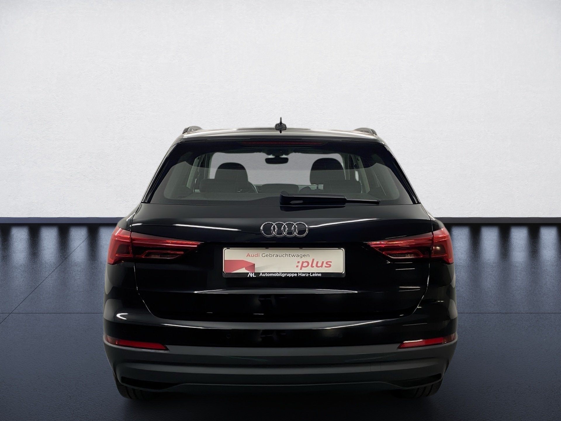 Q3 35 TFSI AHK Navi+ LED 2xKlima AHK AUT KlimaA