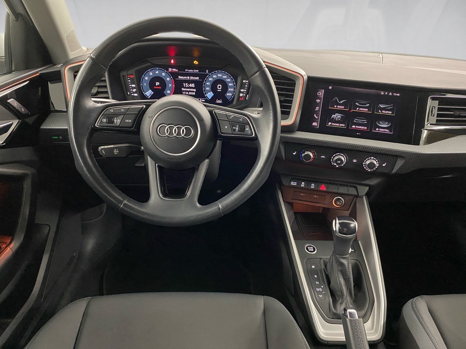 A1 Sportback 40 TFSI LED Smartphone Interface S line