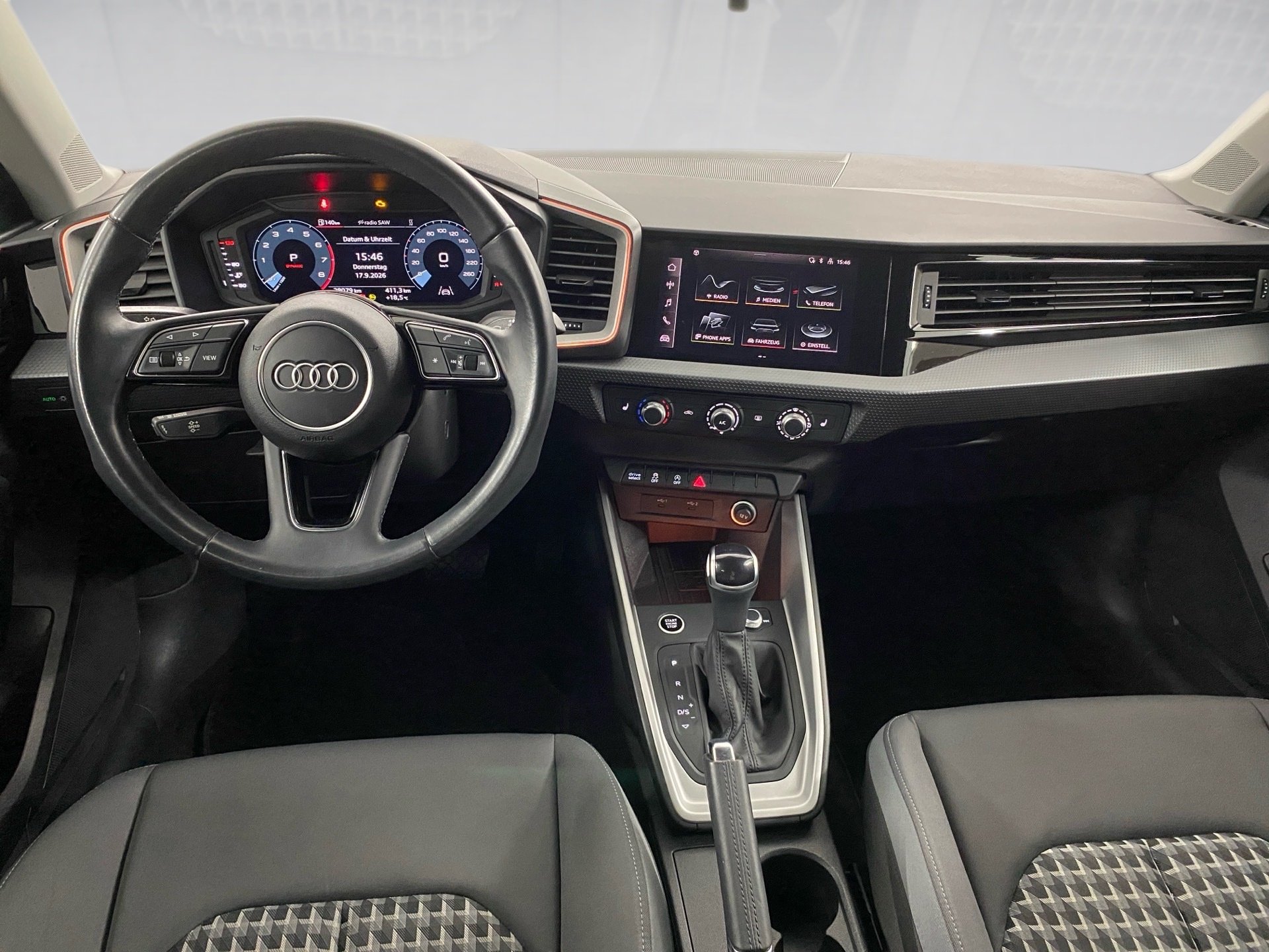 A1 Sportback 40 TFSI LED Smartphone Interface S line