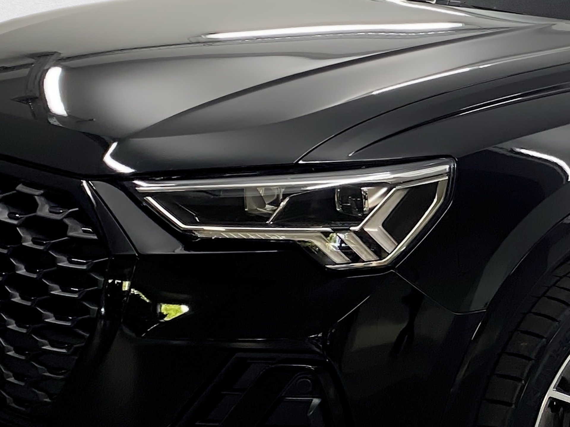 Q3 Sportback 45 TFSI e vorb. AHK S line Smartphone Interface