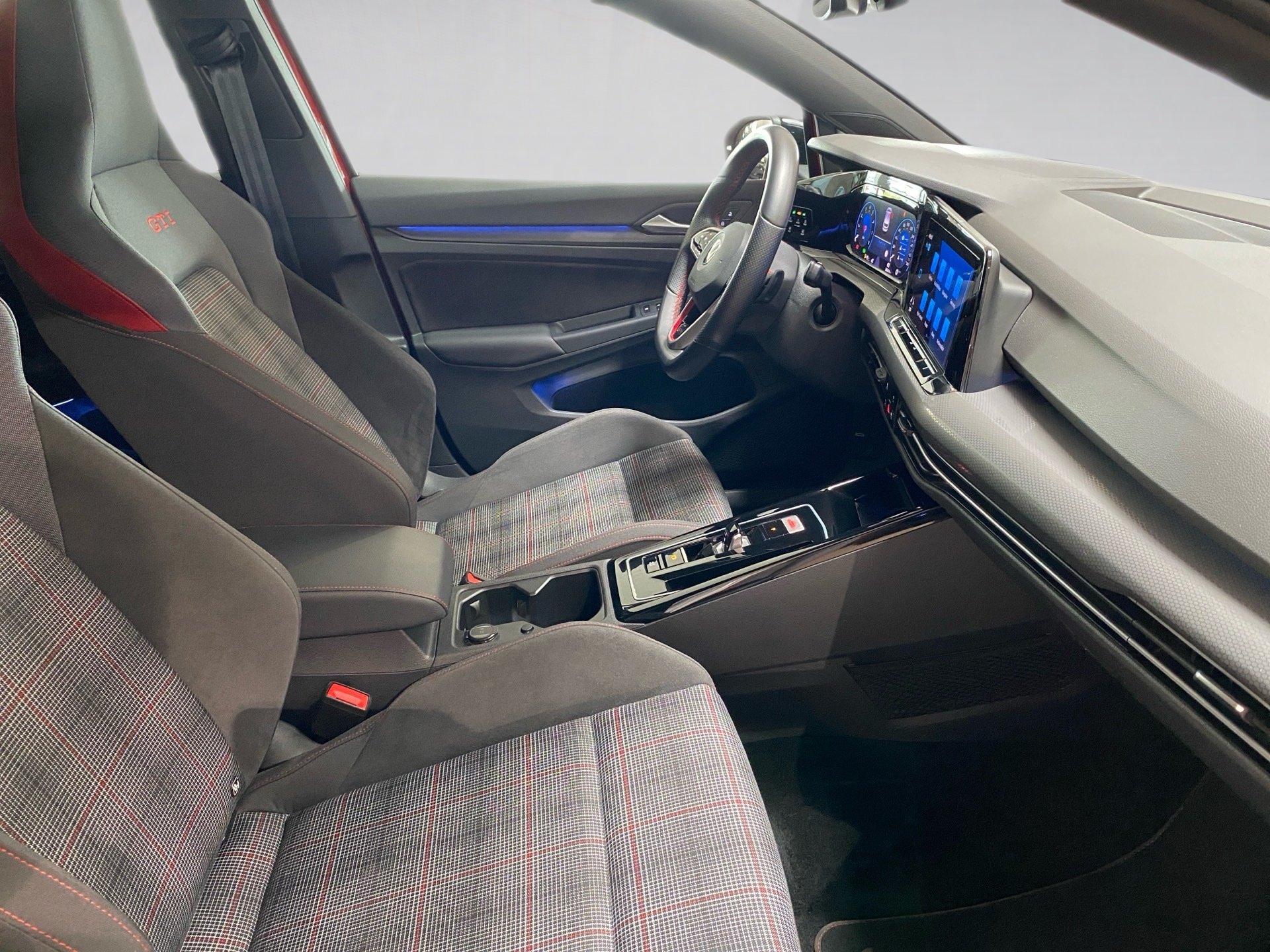 Golf VIII 2.0 TSI GTI BlackStyle DSG Panorama RFK AHK