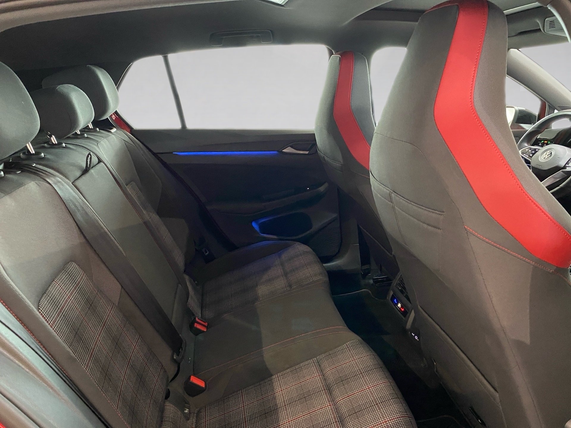 Golf VIII 2.0 TSI GTI BlackStyle DSG Panorama RFK AHK