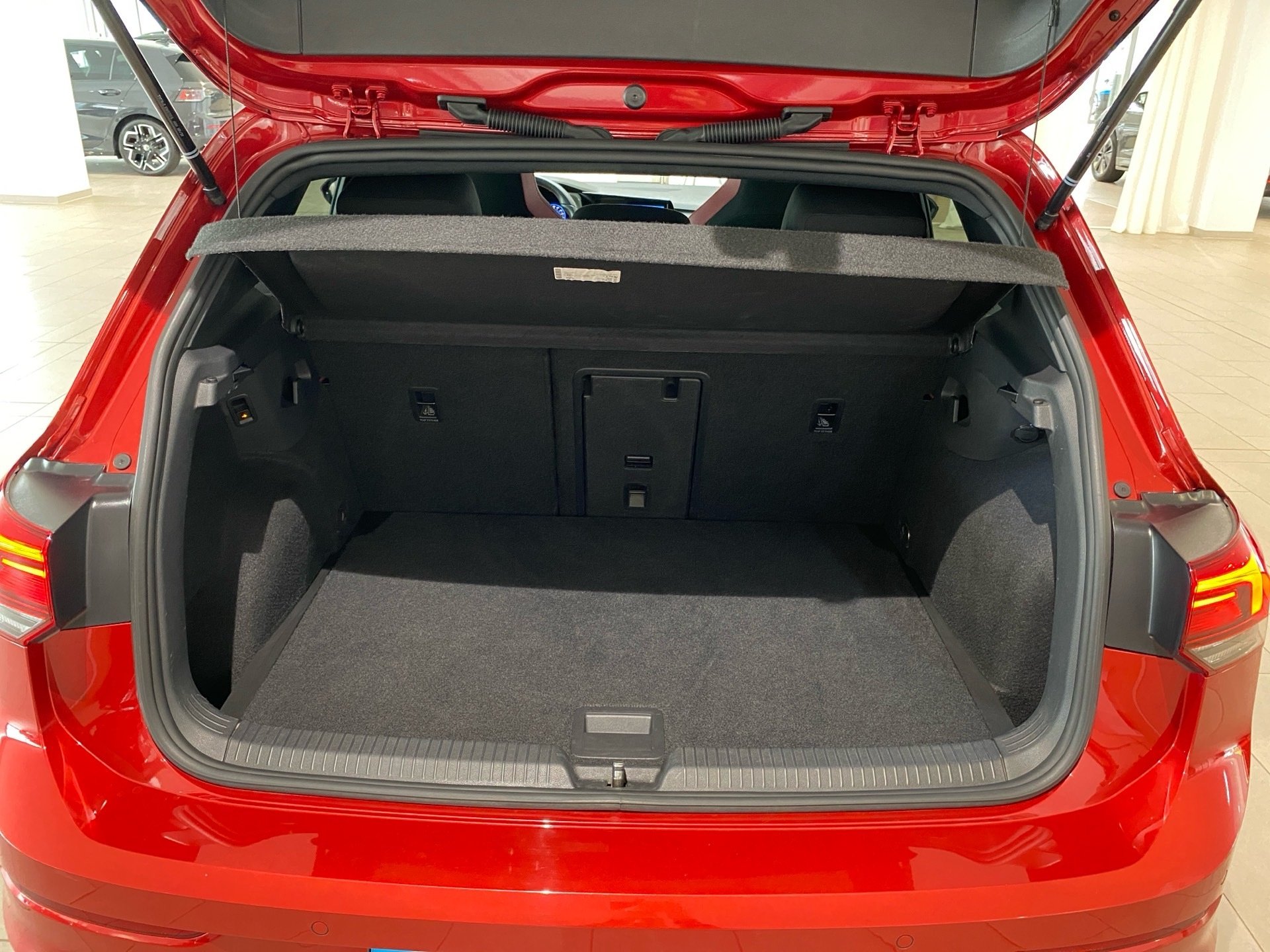 Golf VIII 2.0 TSI GTI BlackStyle DSG Panorama RFK AHK