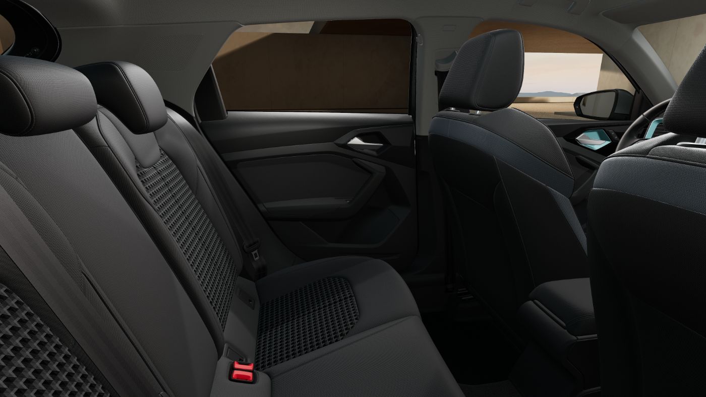 A1 allstreet 30 TFSI Sportsitze Smartphone Interface