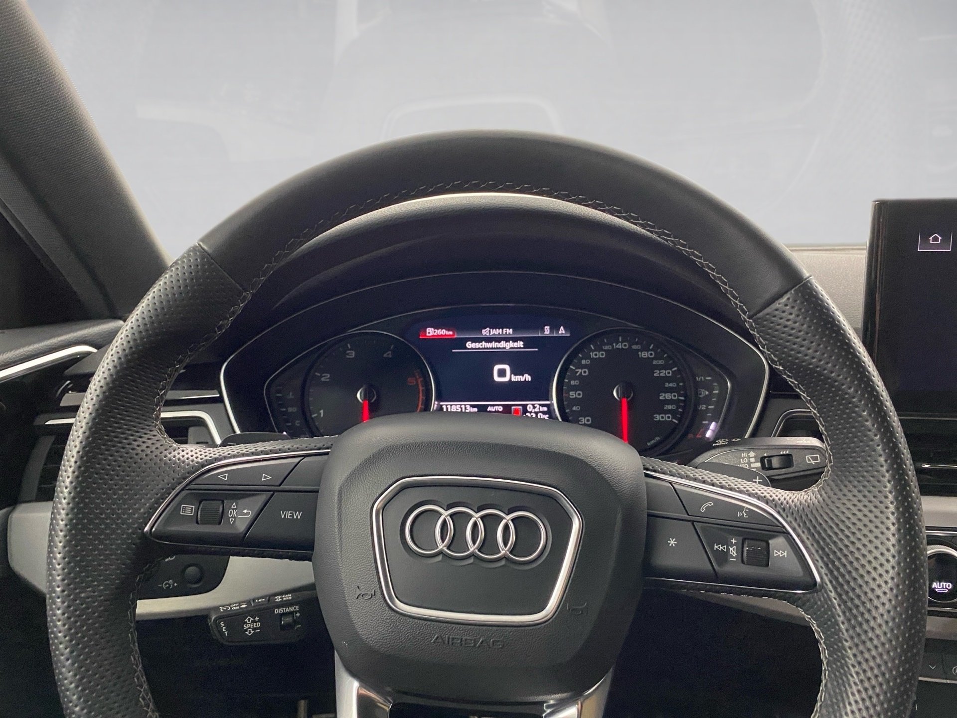 A4 Avant 40 TDI quattro AHK S line Pano ACC AHK