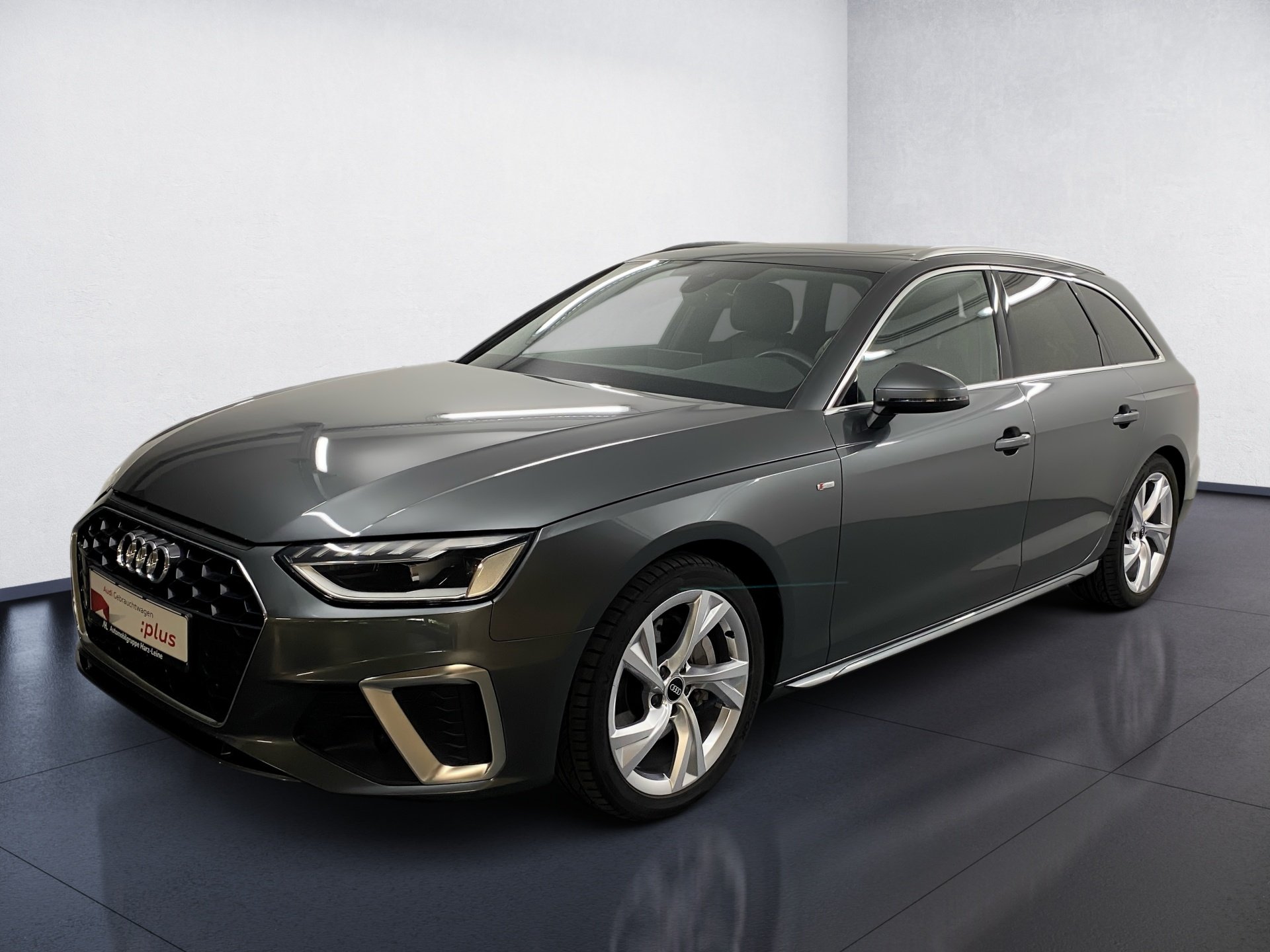 A4 Avant 40 TDI quattro AHK S line Pano ACC AHK