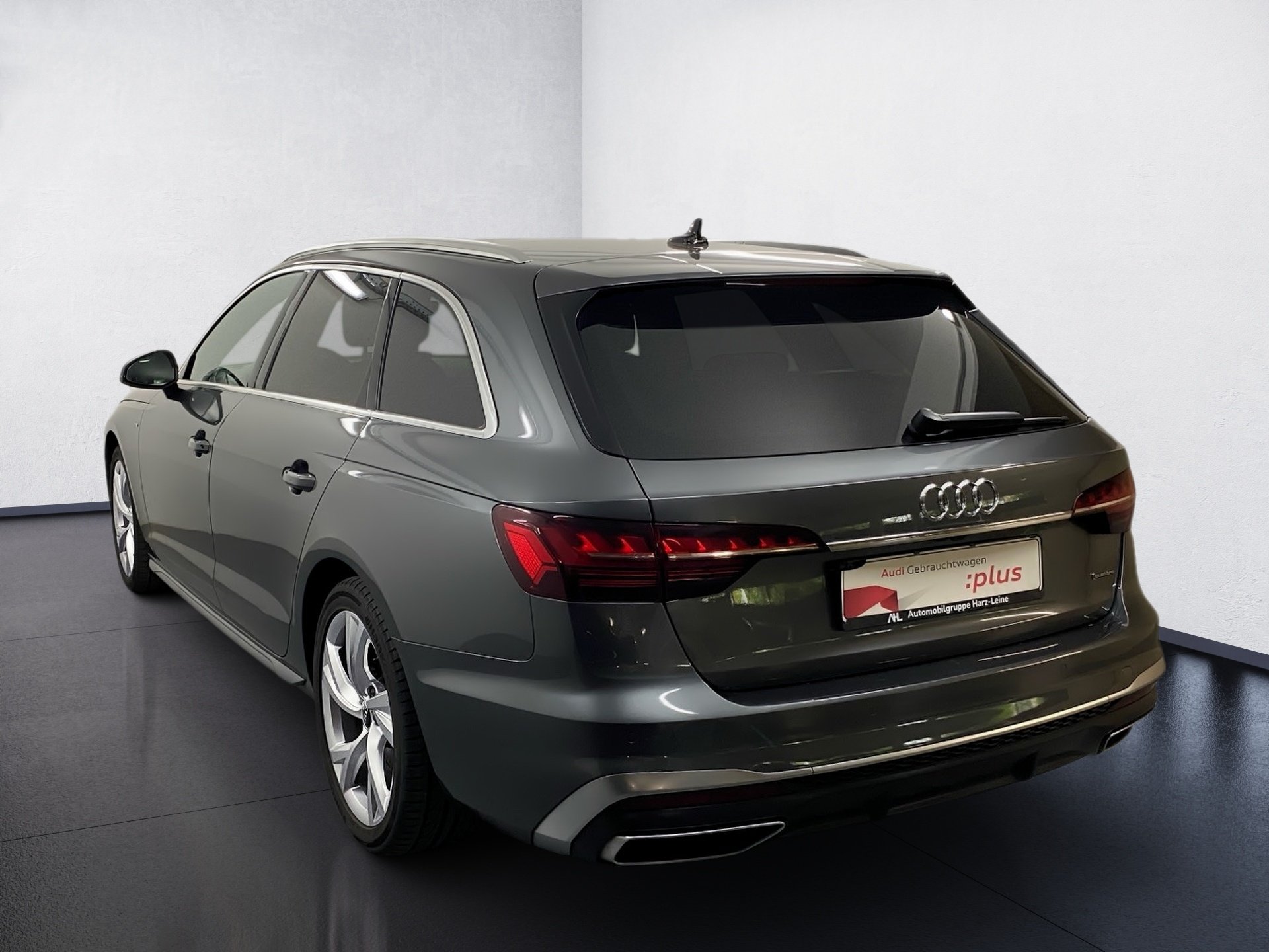 A4 Avant 40 TDI quattro AHK S line Pano ACC AHK