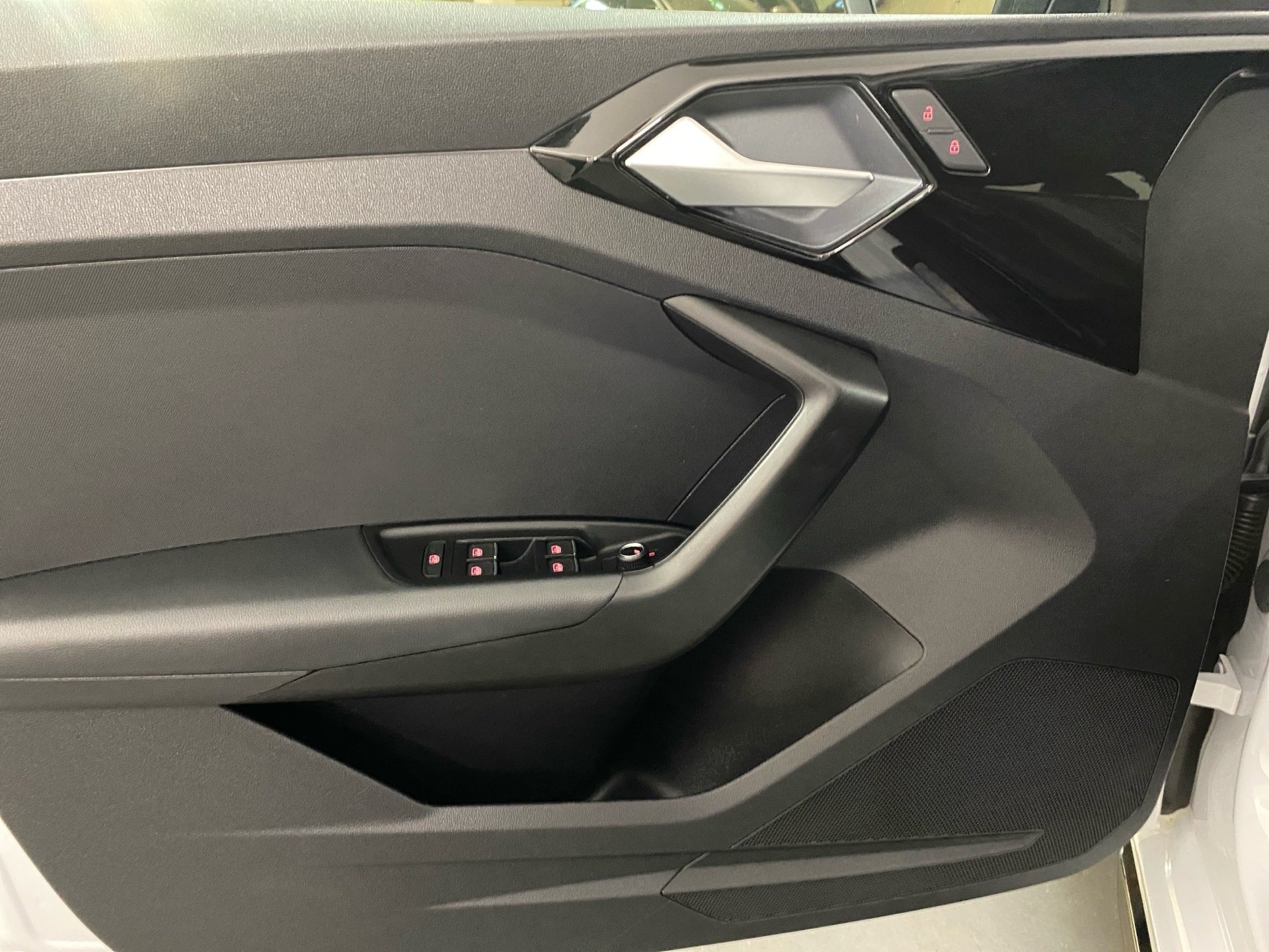 A1 Sportback 30 TFSI S line LED Smartphone Interface