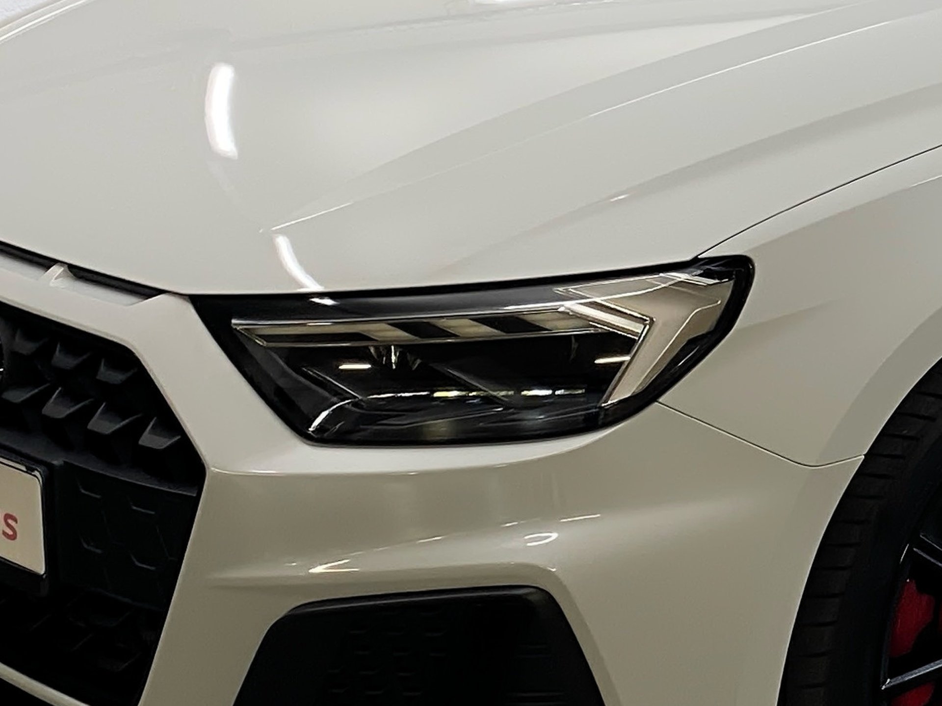 A1 Sportback 30 TFSI S line LED Smartphone Interface