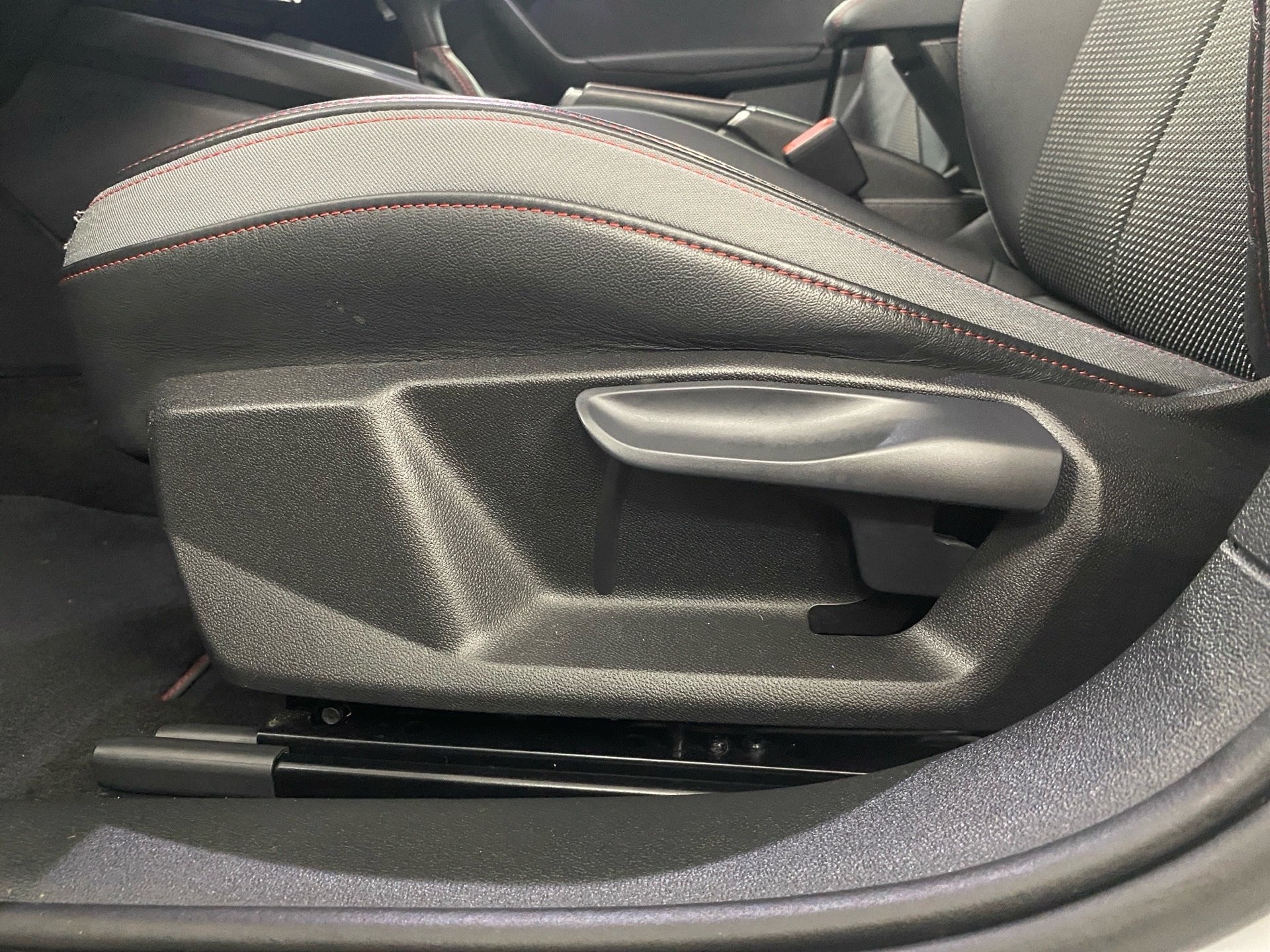 A1 Sportback 30 TFSI S line LED Smartphone Interface