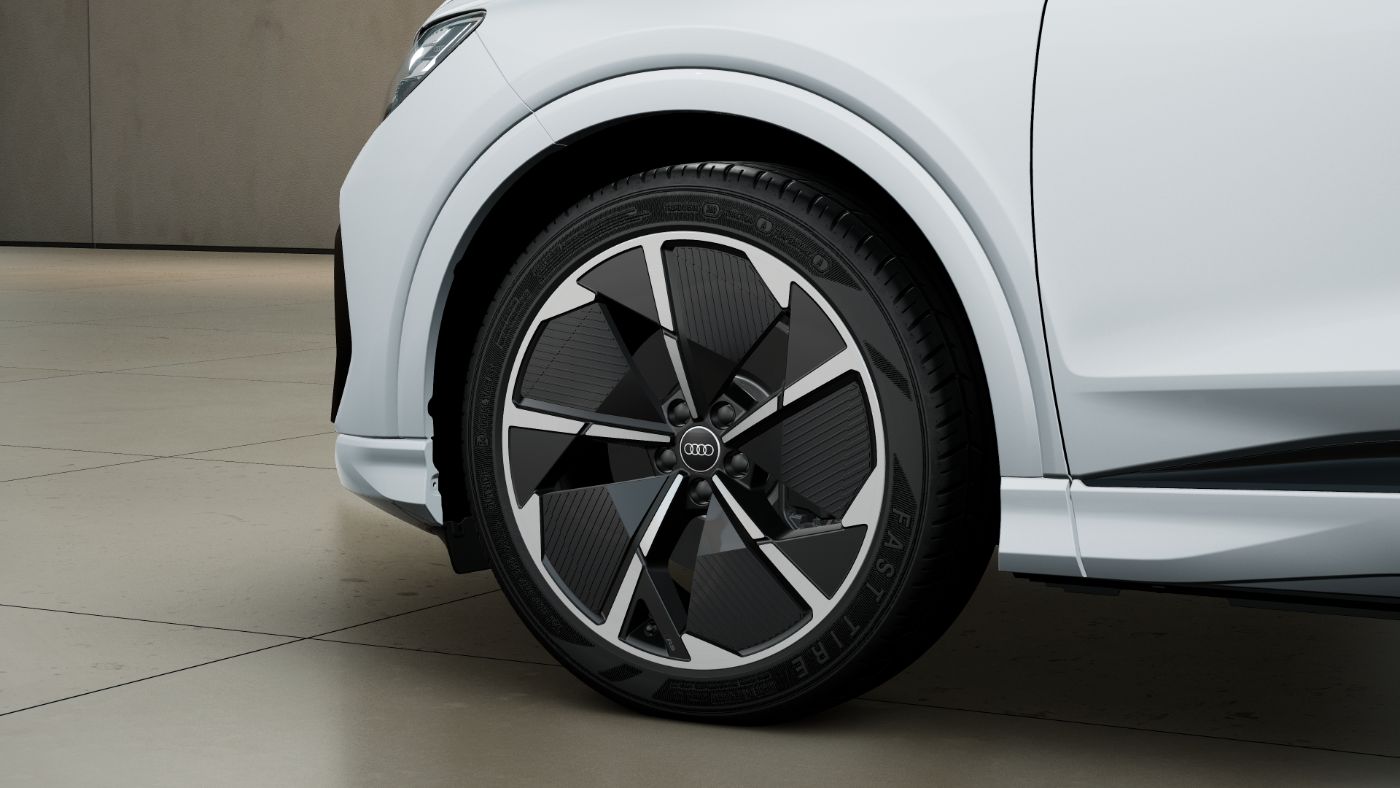Q4 Sportback e-tron 50 e-tron quattro 220 kW AHK S line
