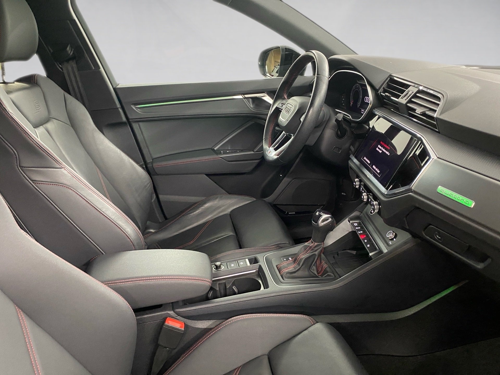 Q3 35 TDI quattro S line AHK Pano 2xKlima 360 LM