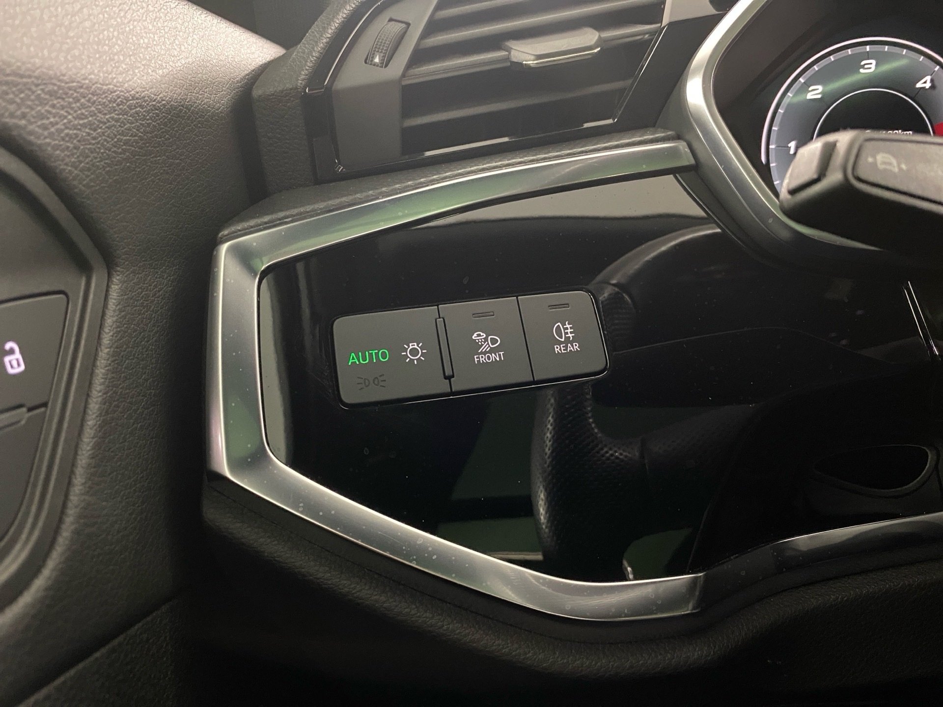 Q3 35 TDI quattro S line AHK Pano 2xKlima 360 LM
