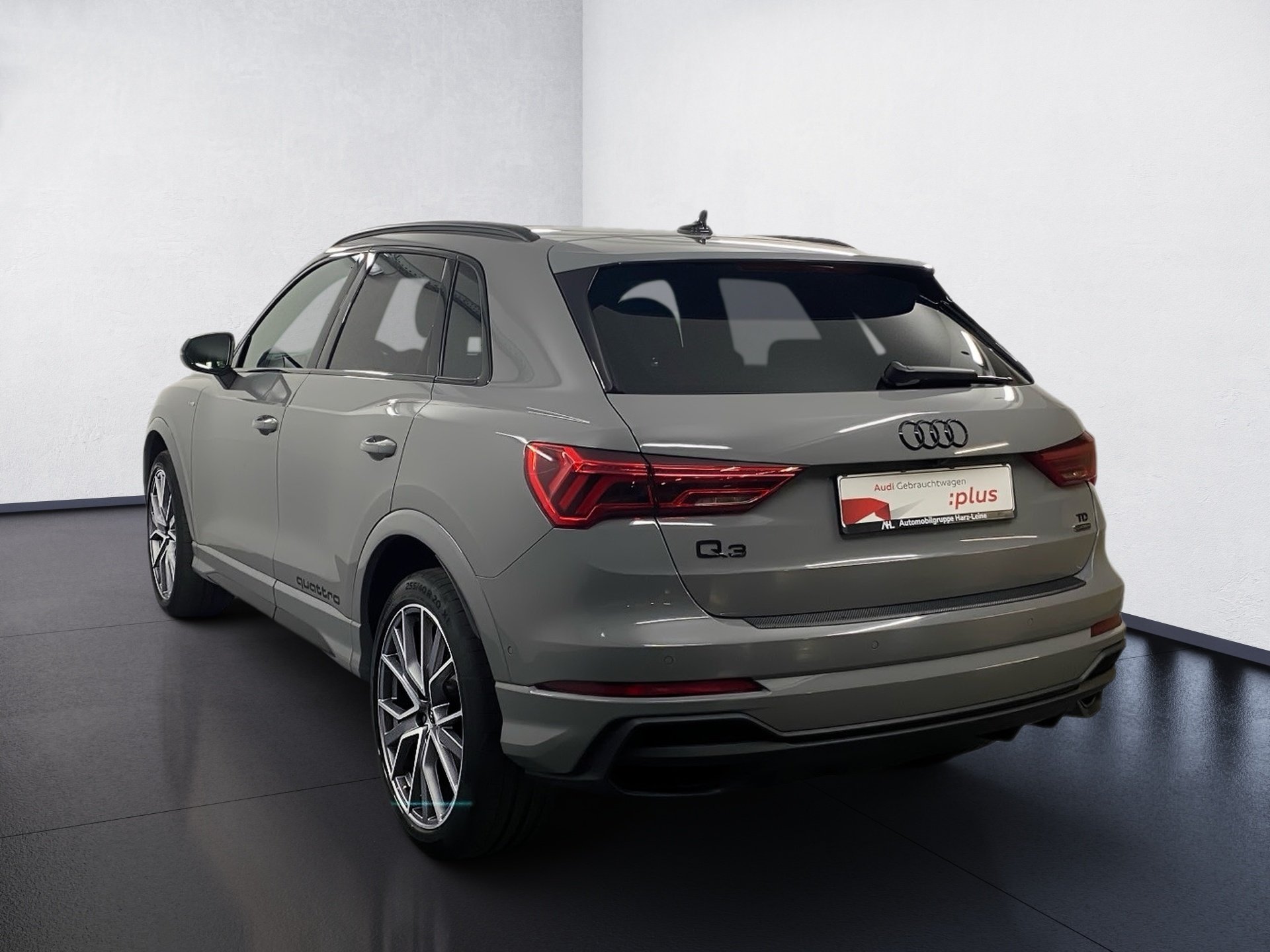 Q3 35 TDI quattro S line AHK Pano 2xKlima 360 LM