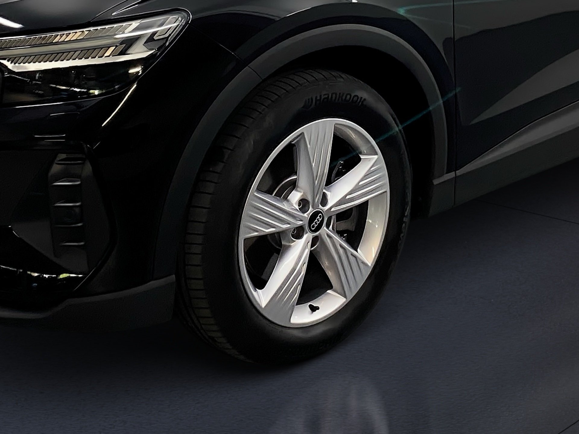 Q4 Sportback e-tron 40 Panoramadach Matrix MMI
