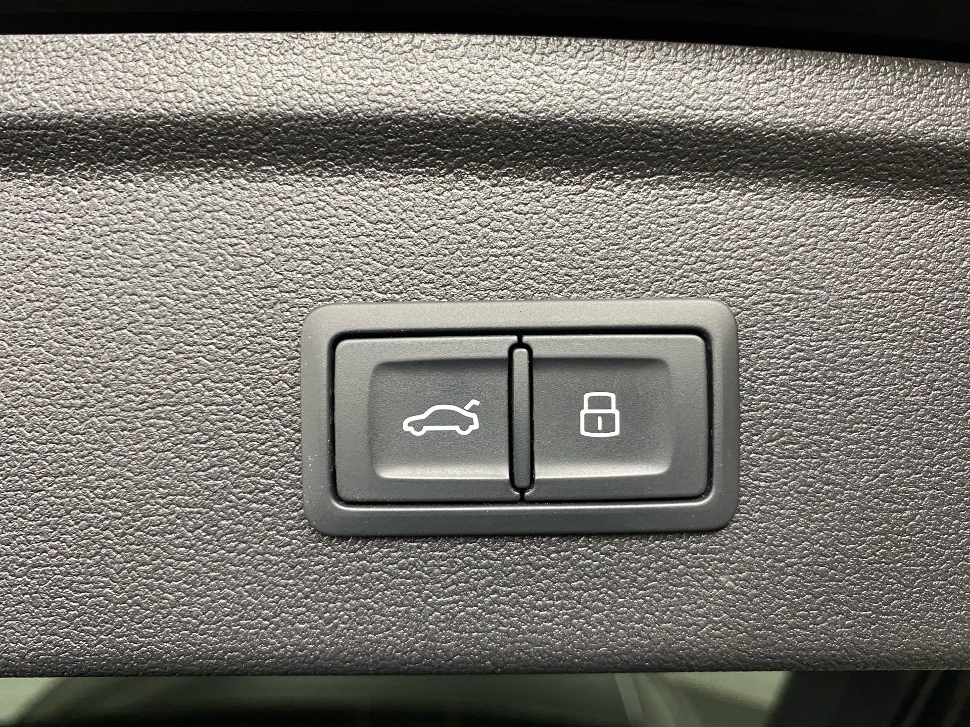 A3 Sportback advanced 40 TFSI e LED Sportsitze Navi plus