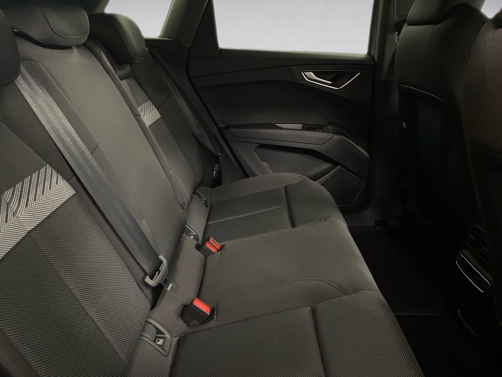 Q4 e-tron 40 e-tron 150 kW Navi plus Pano ACC LM