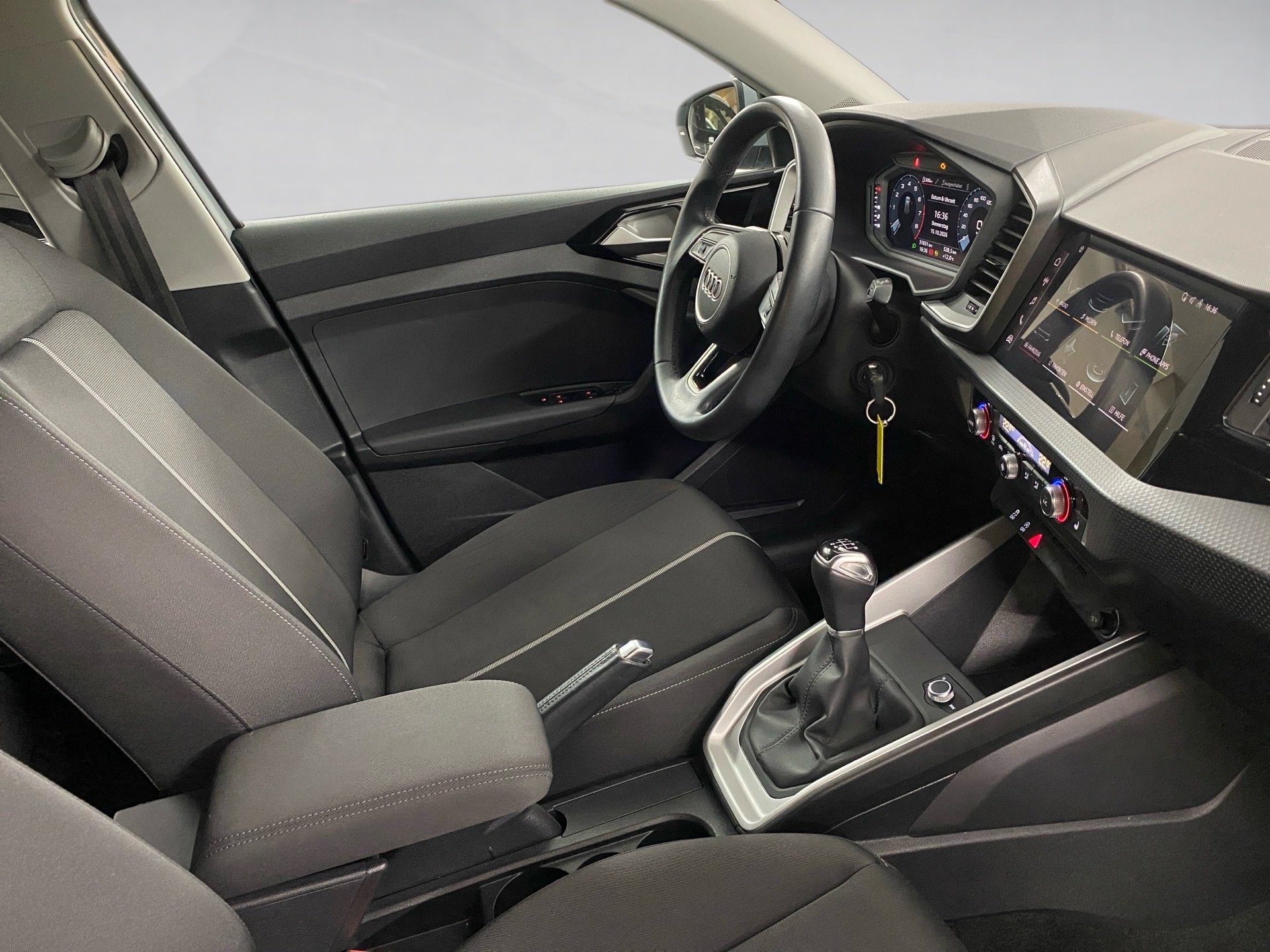 A1 allstreet 25 TFSI Smartphone Interface KlimaA
