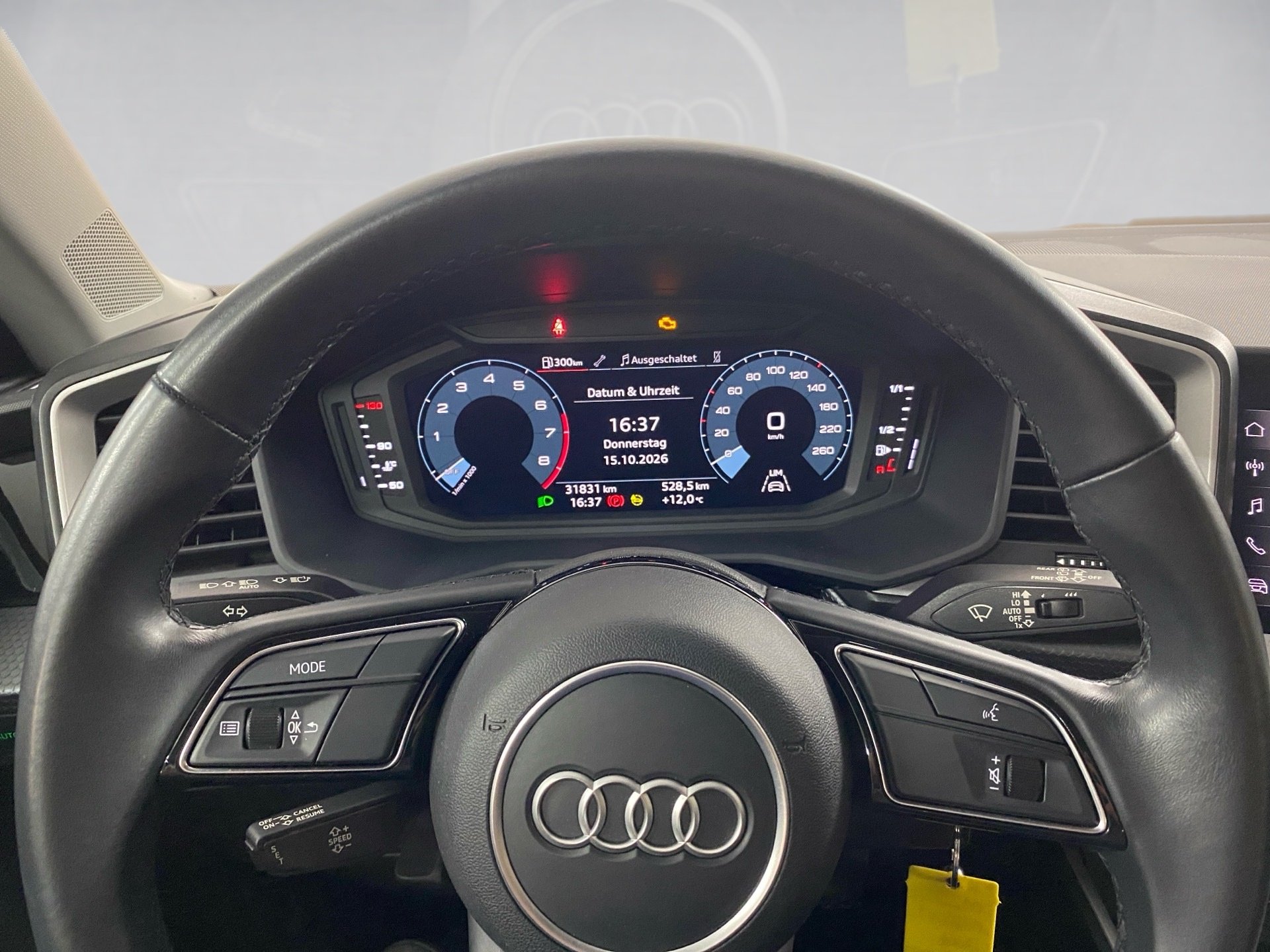 A1 allstreet 25 TFSI Smartphone Interface KlimaA