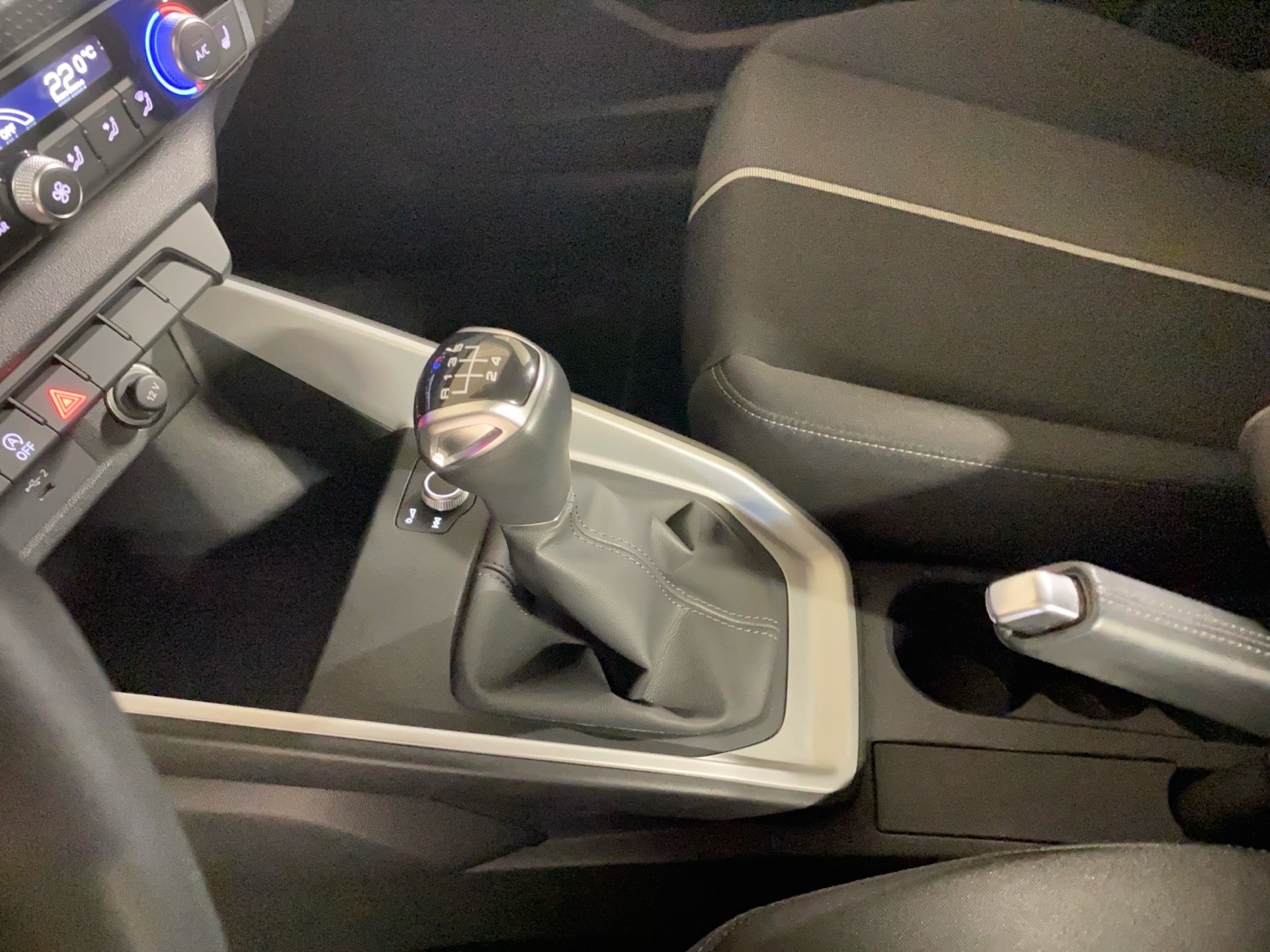 A1 allstreet 25 TFSI Smartphone Interface KlimaA