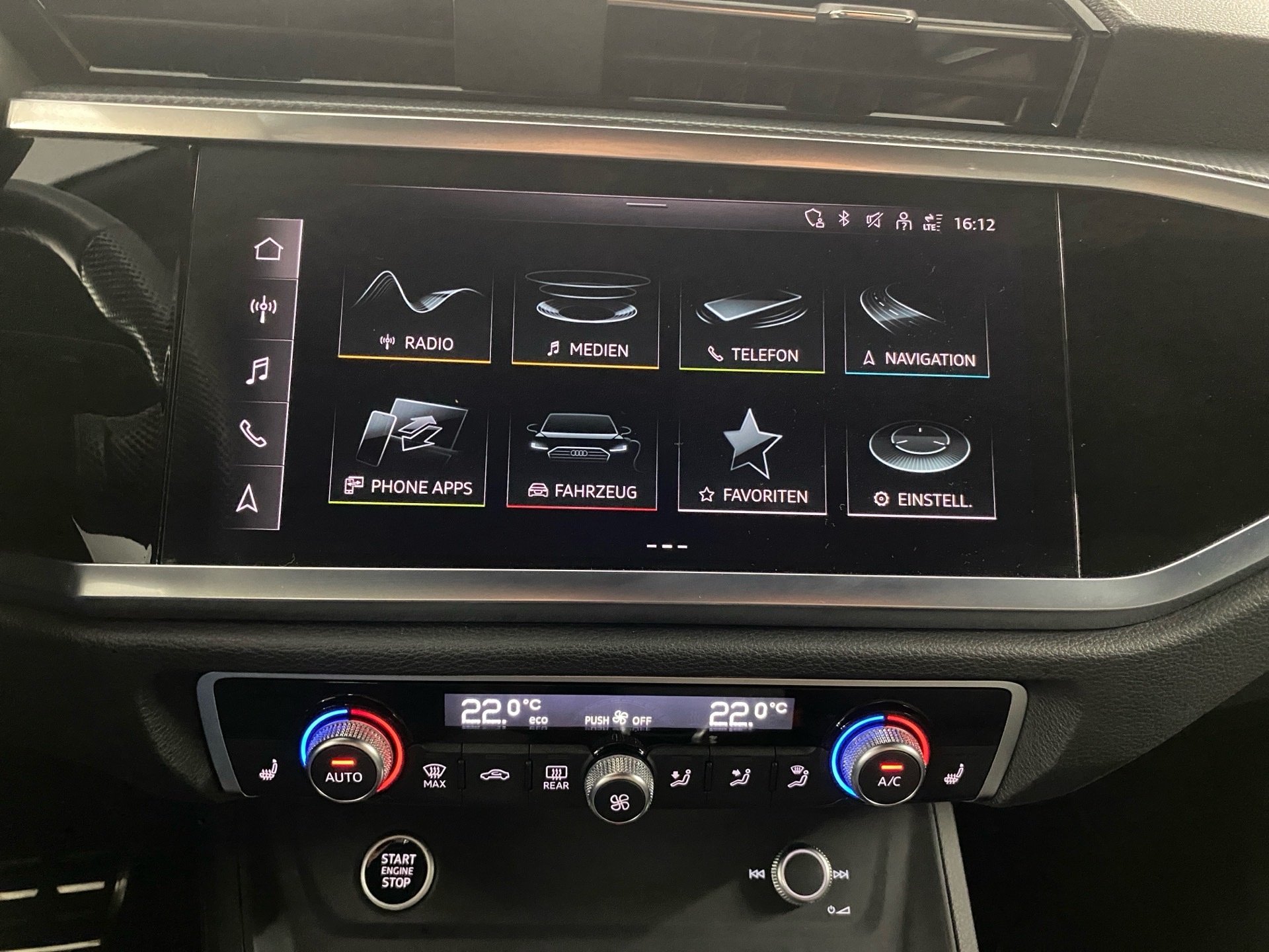 Q3 45 TFSI e 2x S-line Pano 2xKlima 360 ACC AUT
